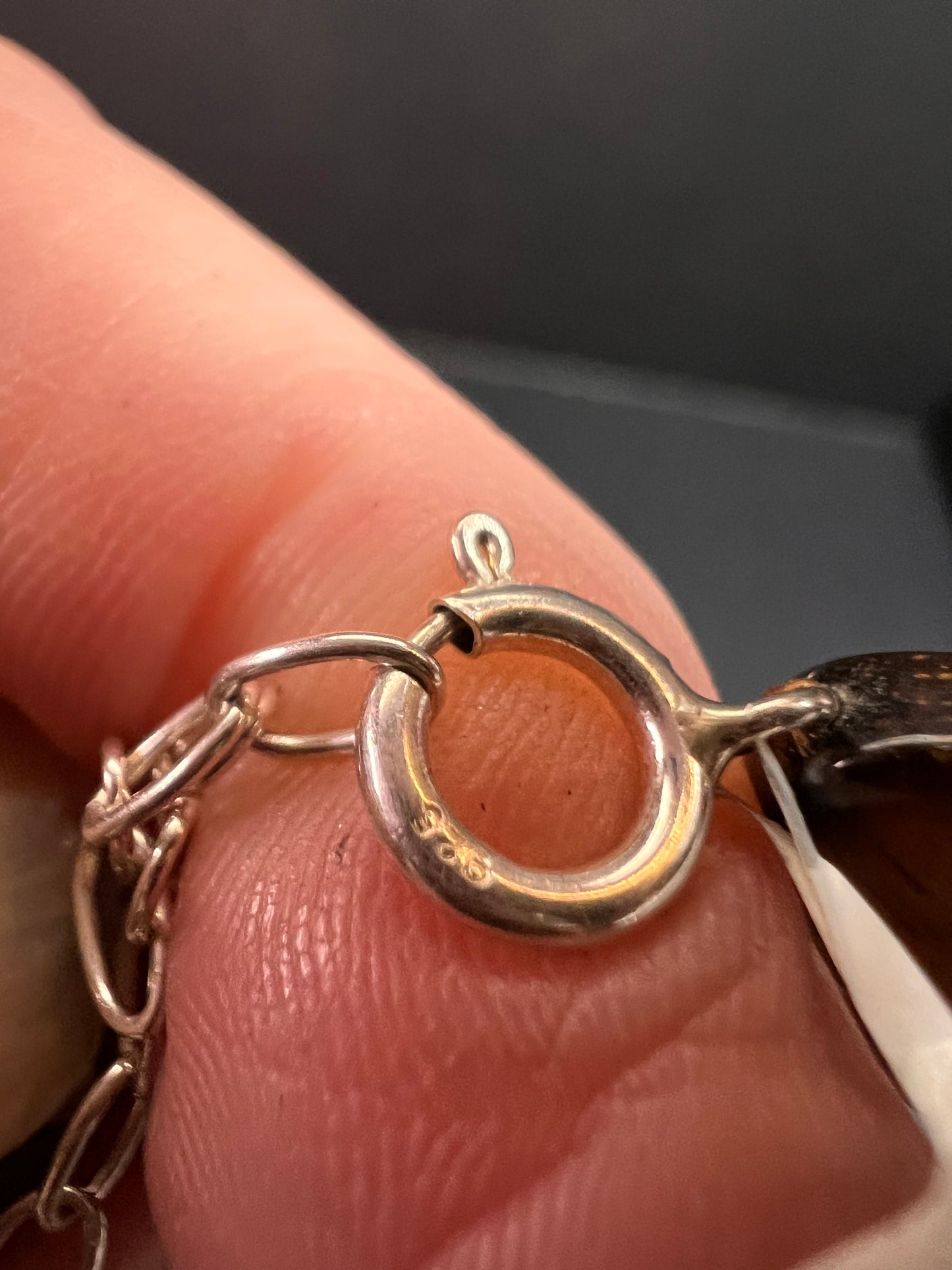 NEW Tigers eye knotted 18 inch necklace with sterling silver clasp