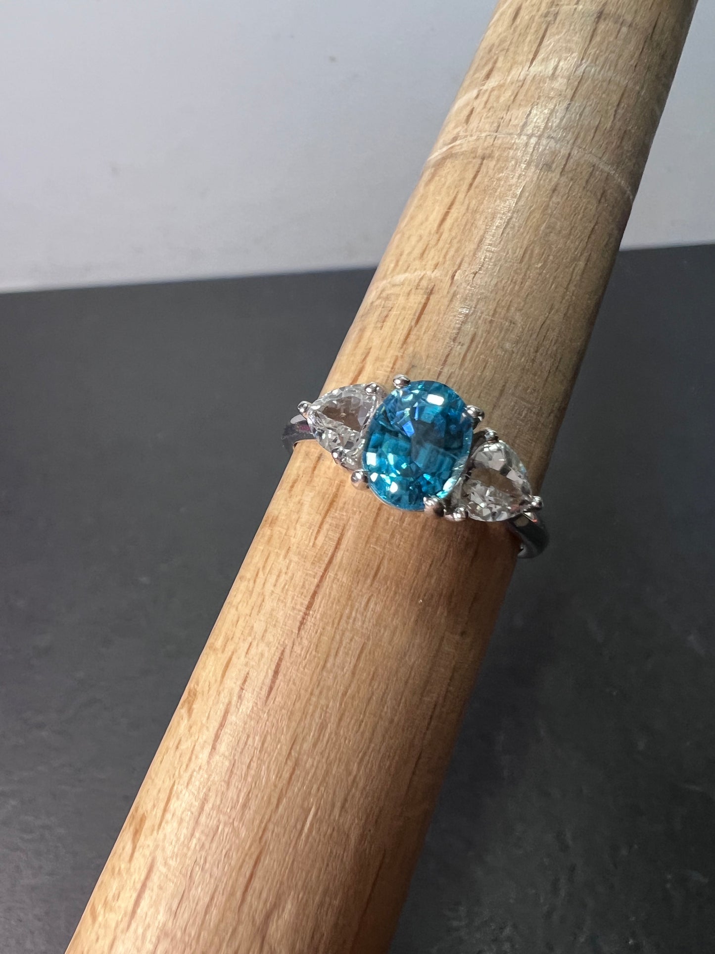 Blue and white topaz sterling silver ring size 9