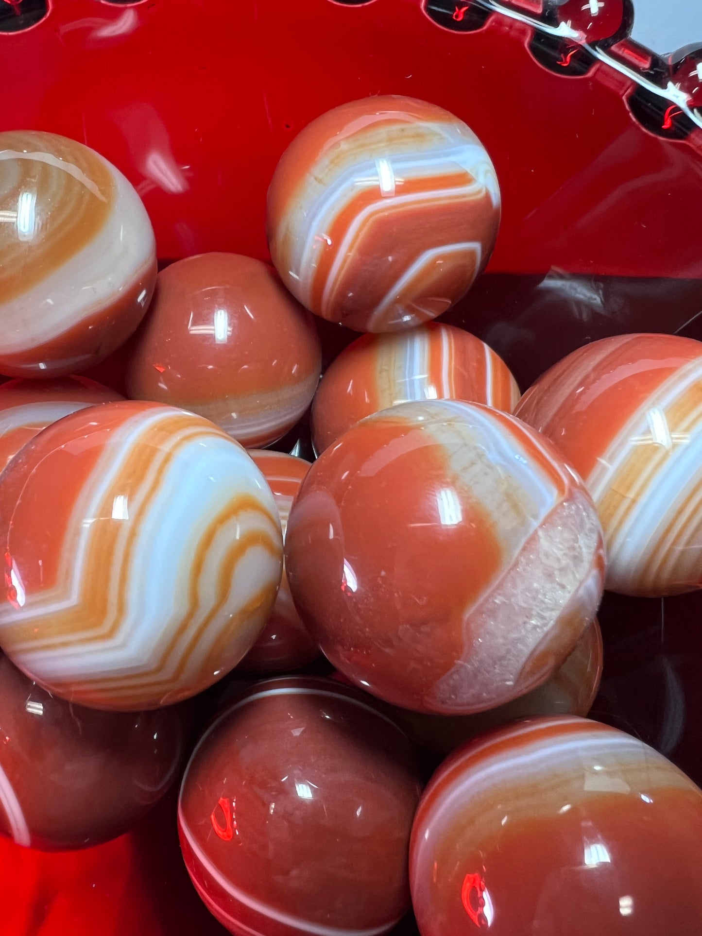 Banded carnelian small spheres