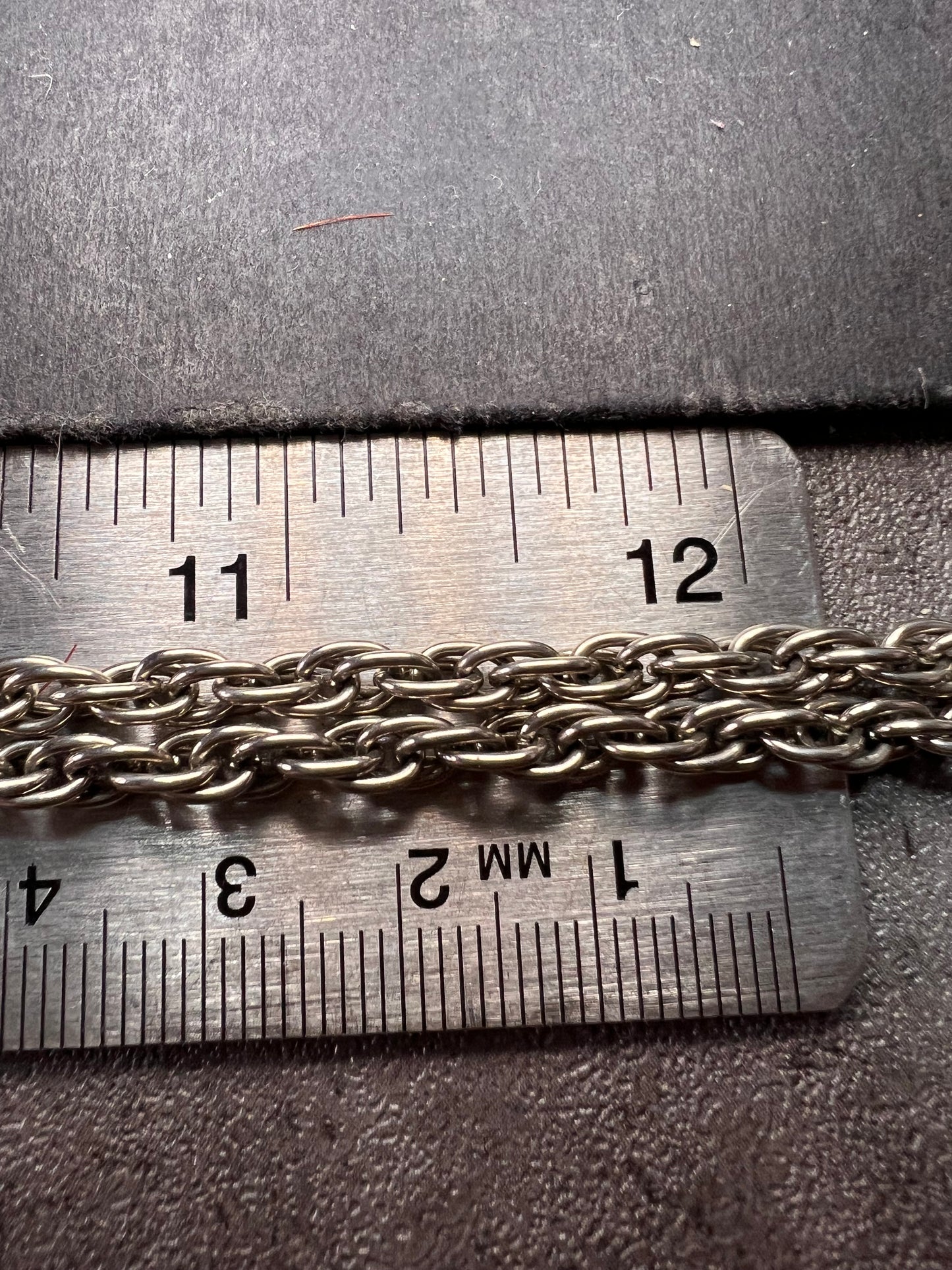 Vintage 1928 Silver Tone Filigree Medallion Rope Chain Necklace 28”