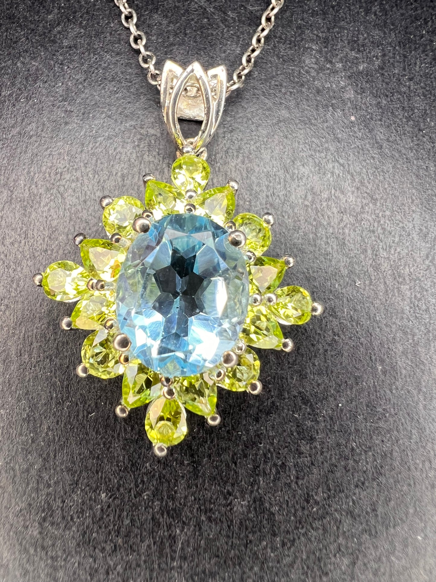 Vintage Blue Topaz & Peridot Sunburst Pendant Necklace – HT Sterling Silver