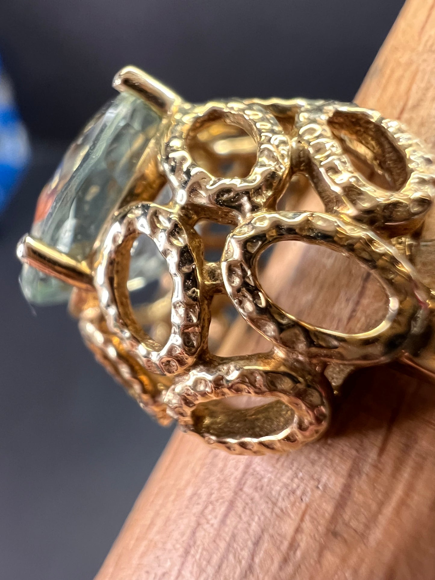 Vintage 10K Yellow Gold Prasiolite (Green Amethyst) Filigree Statement Ring Size 7