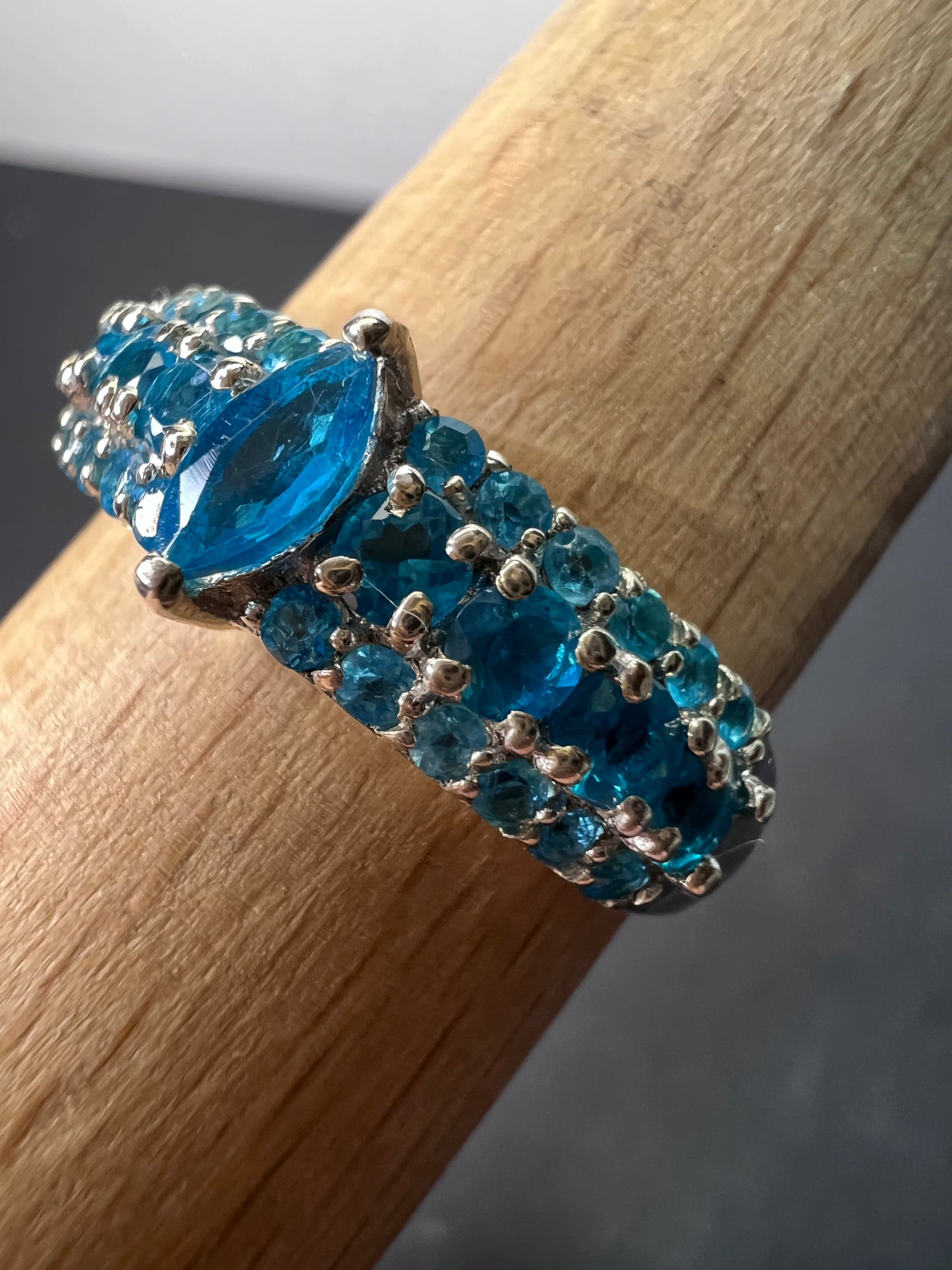 Neon blue apatite sterling silver ring size 9