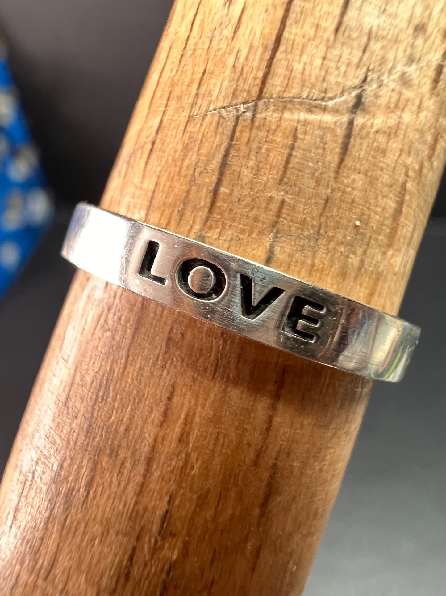 Sterling Silver LOVE Band Ring Size 7 – Stamped 925 IBB TH