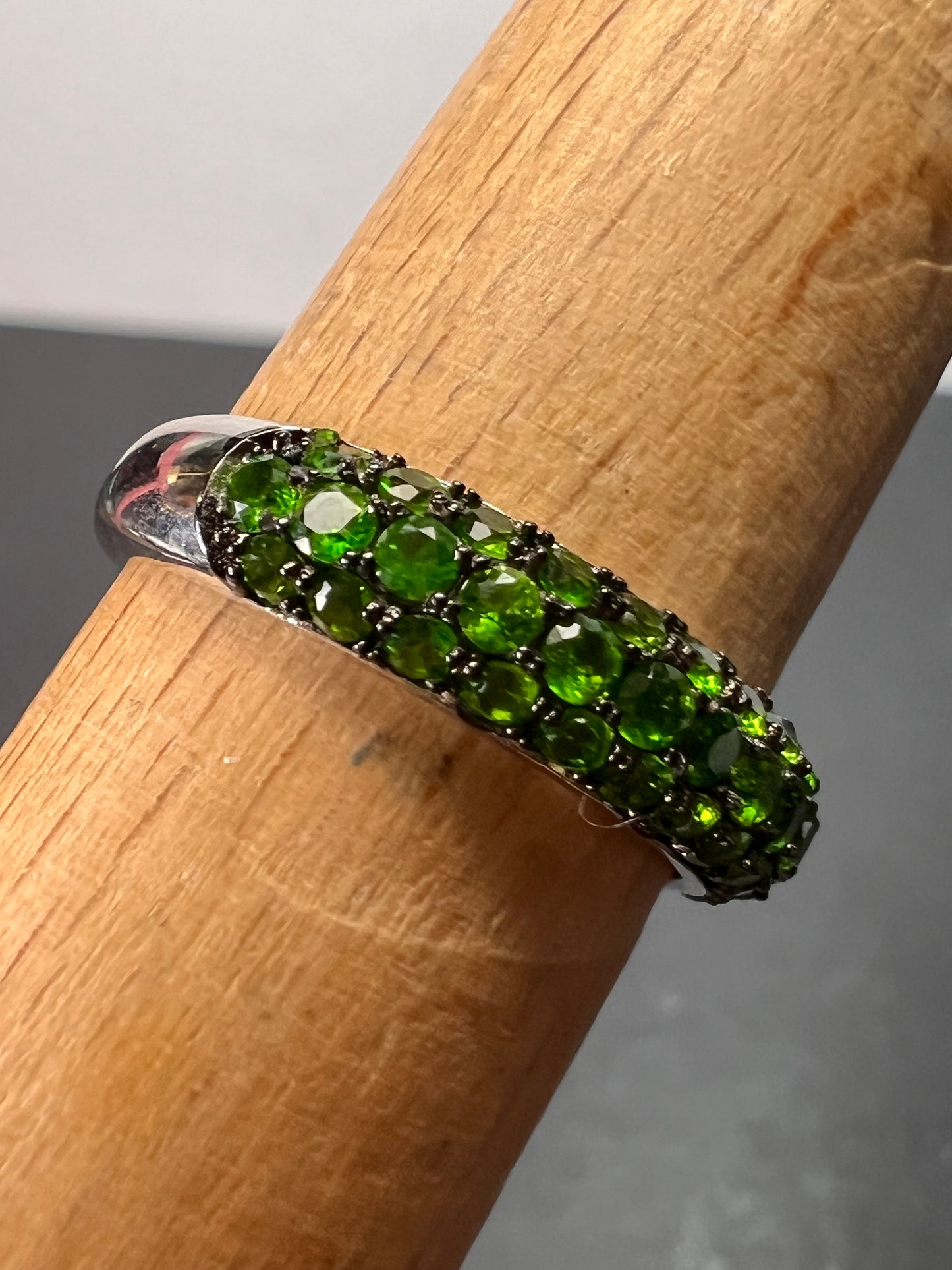 Green Chrome Diopside Rhodium Over Sterling Silver Ring 1.18ctw size 9