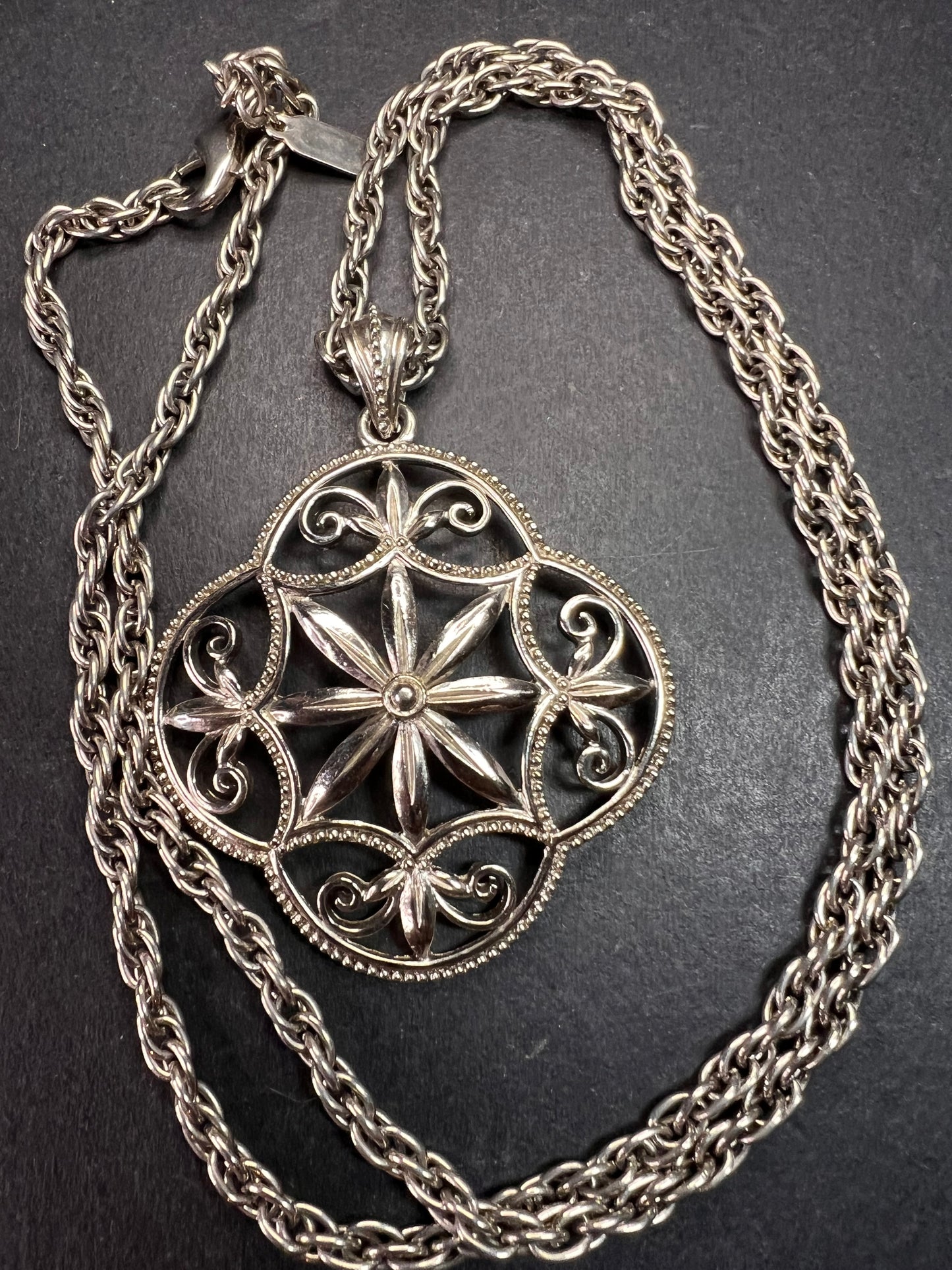 Vintage 1928 Silver Tone Filigree Medallion Rope Chain Necklace 28”