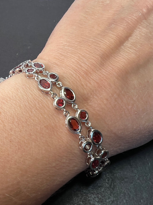 Garnet and Sterling silver bubble bracelet