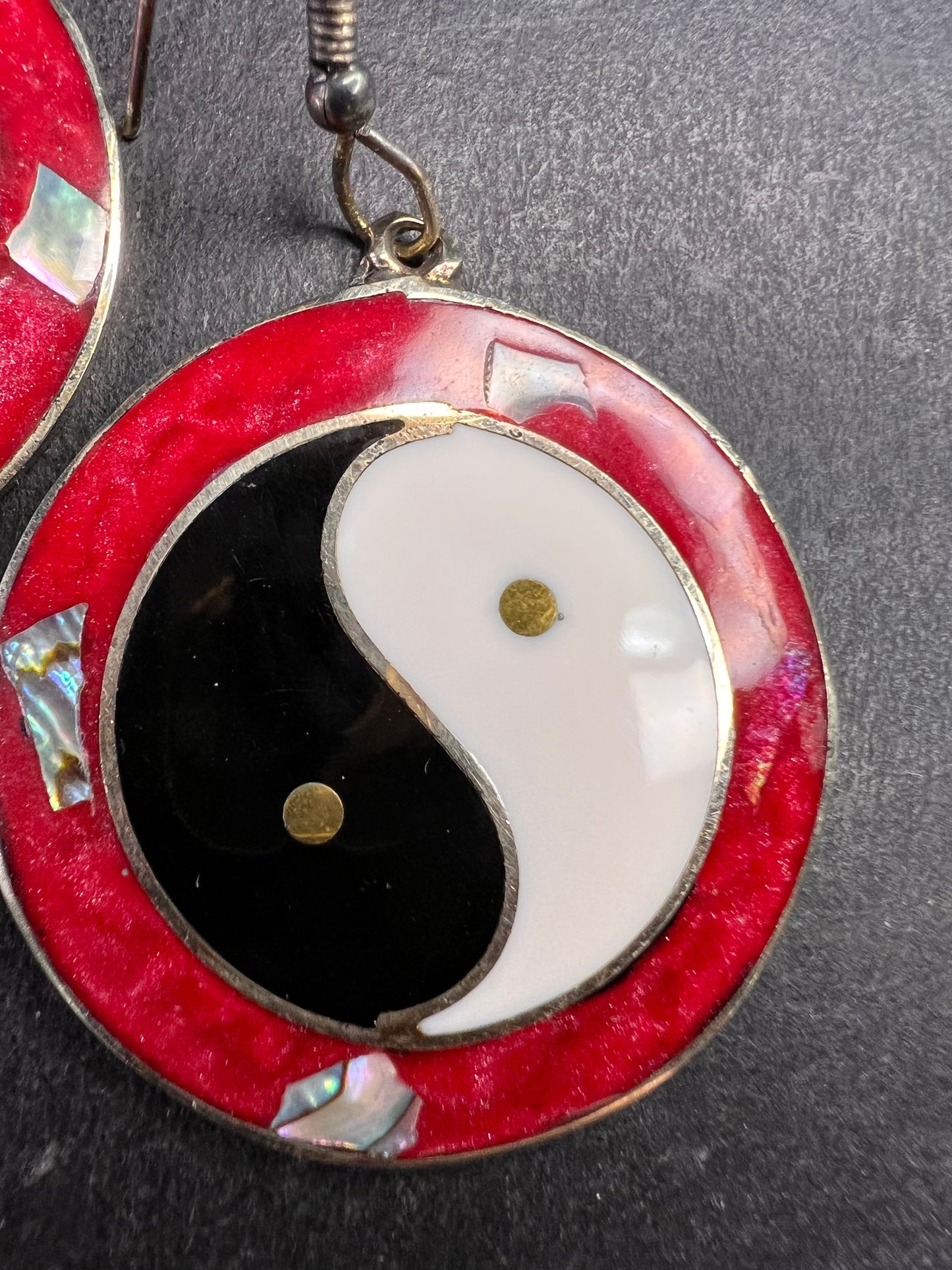 Vintage ALPACA MEXICO Silver MOP Abalone Yin Yang Drop Earrings