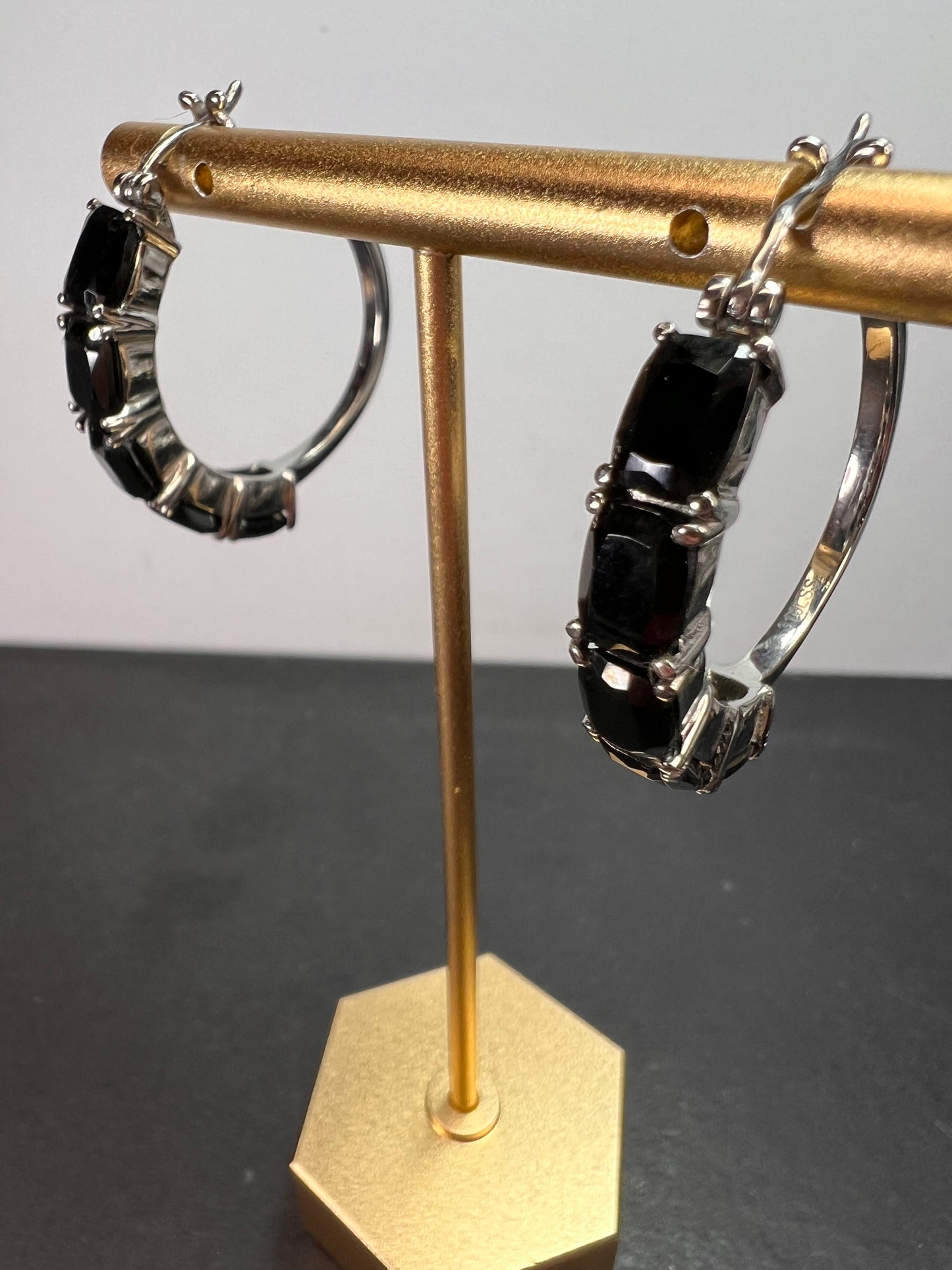 Thai black spinel stainless steel hoop earrings *NEW*