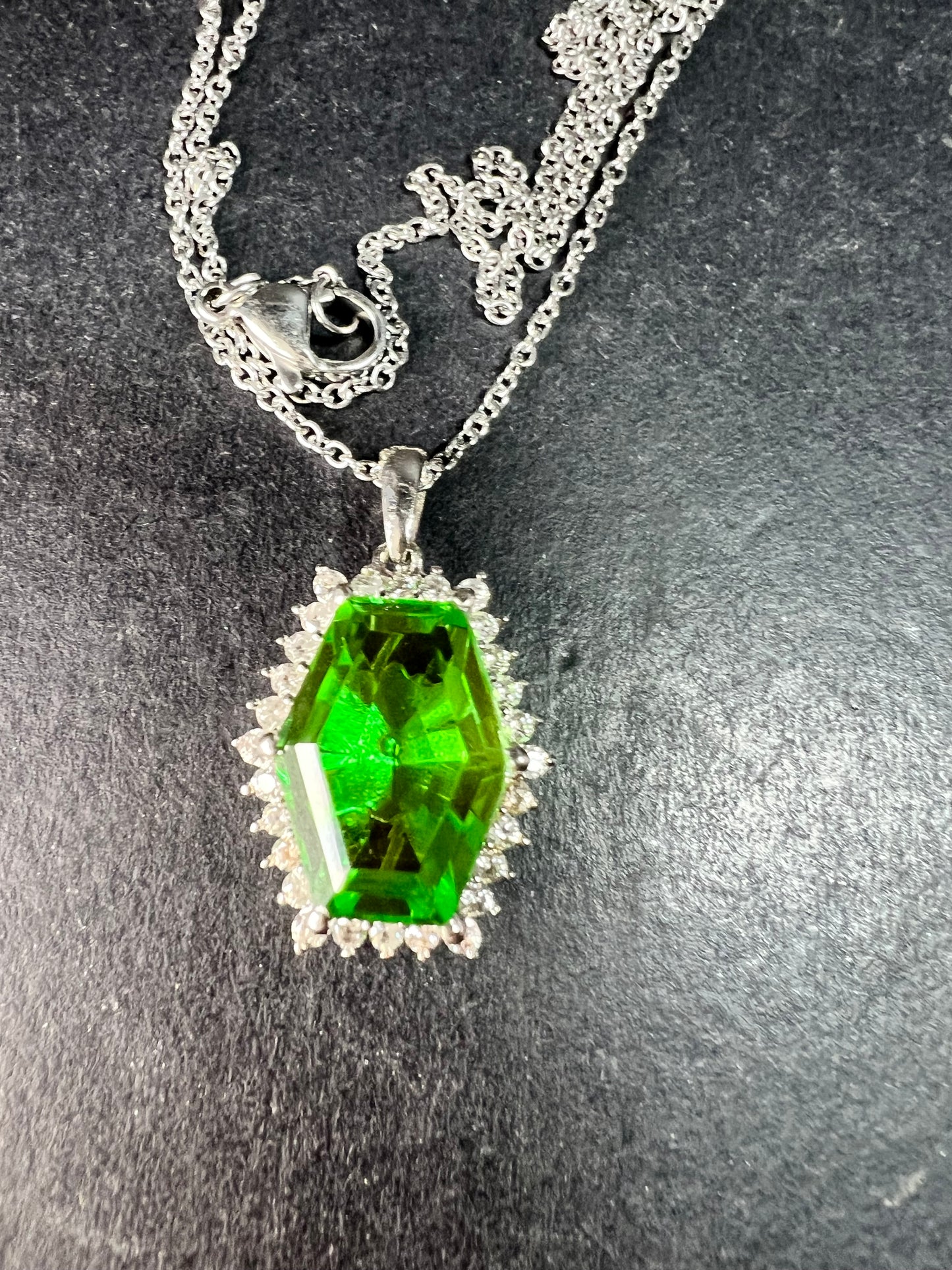 NEW Chartreuse Quartz & White Zircon Pendant Necklace 20” 16.15ctw