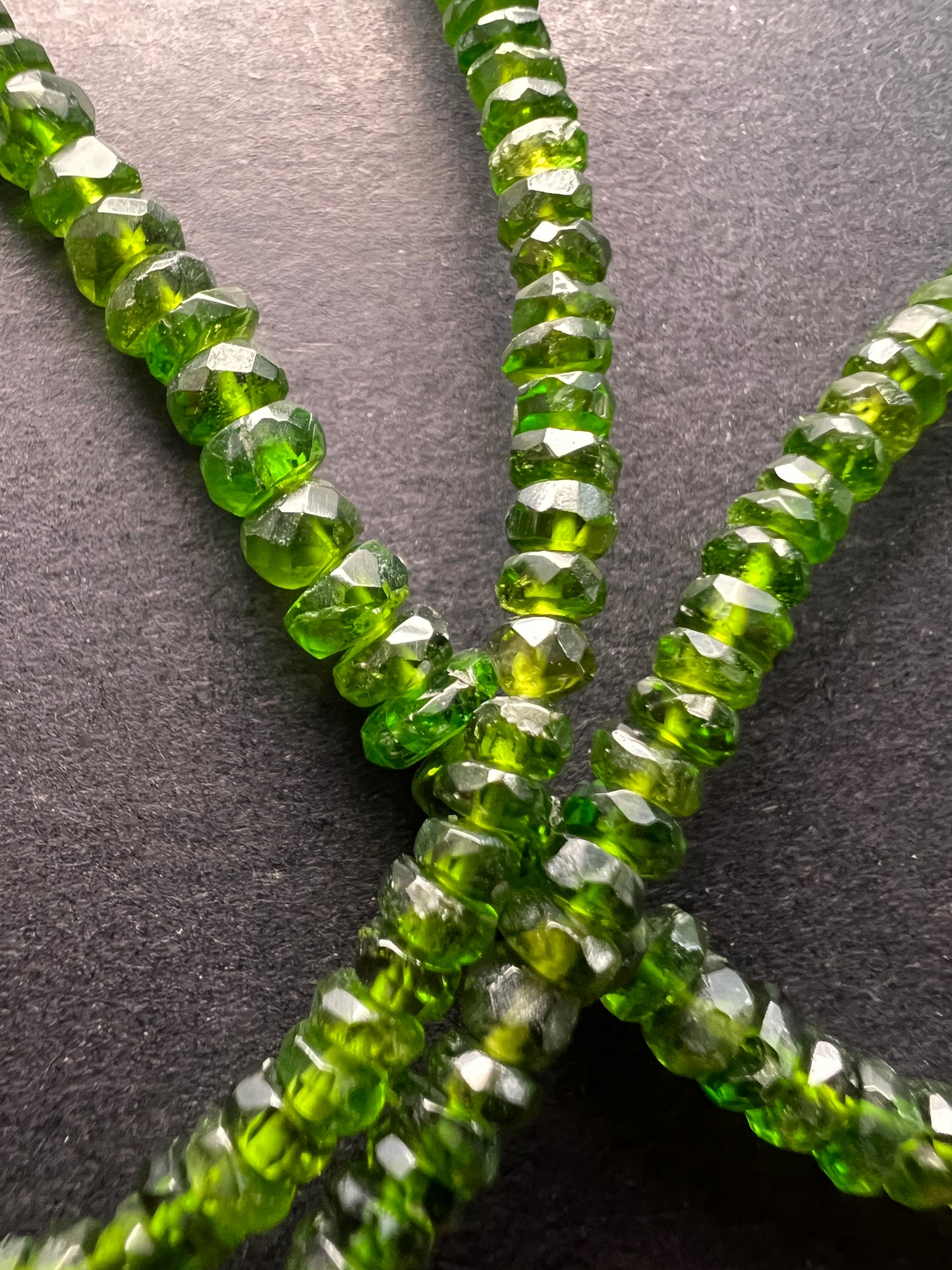 Chrome diopside faceted rondelle necklace