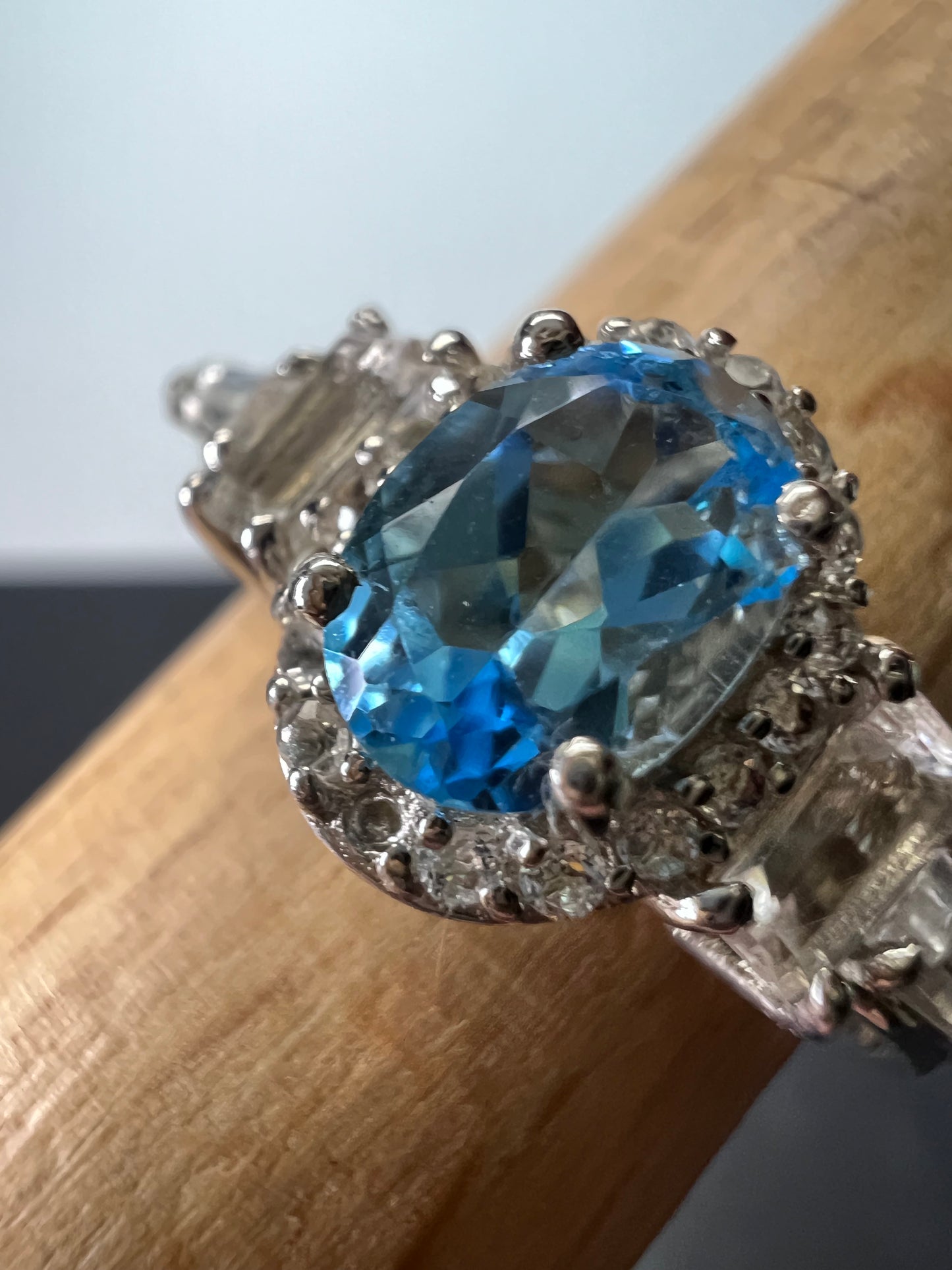 Blue and white topaz sterling silver halo ring size 9