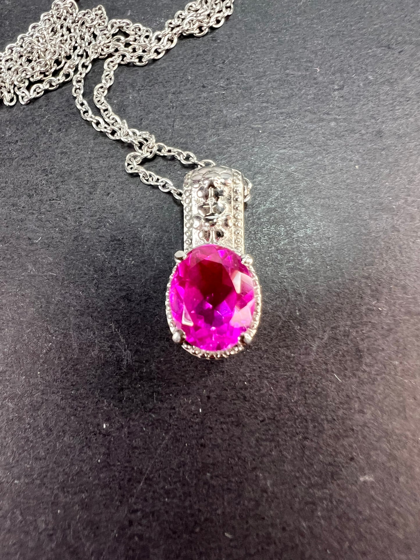 Radiant orchid quartz pendant and chain necklace in stainless steel *NEW*