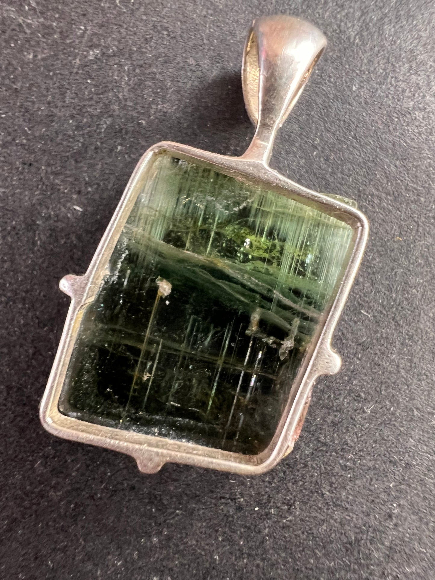 NEW Green teal tourmaline sterling silver pendant 3.16 grams