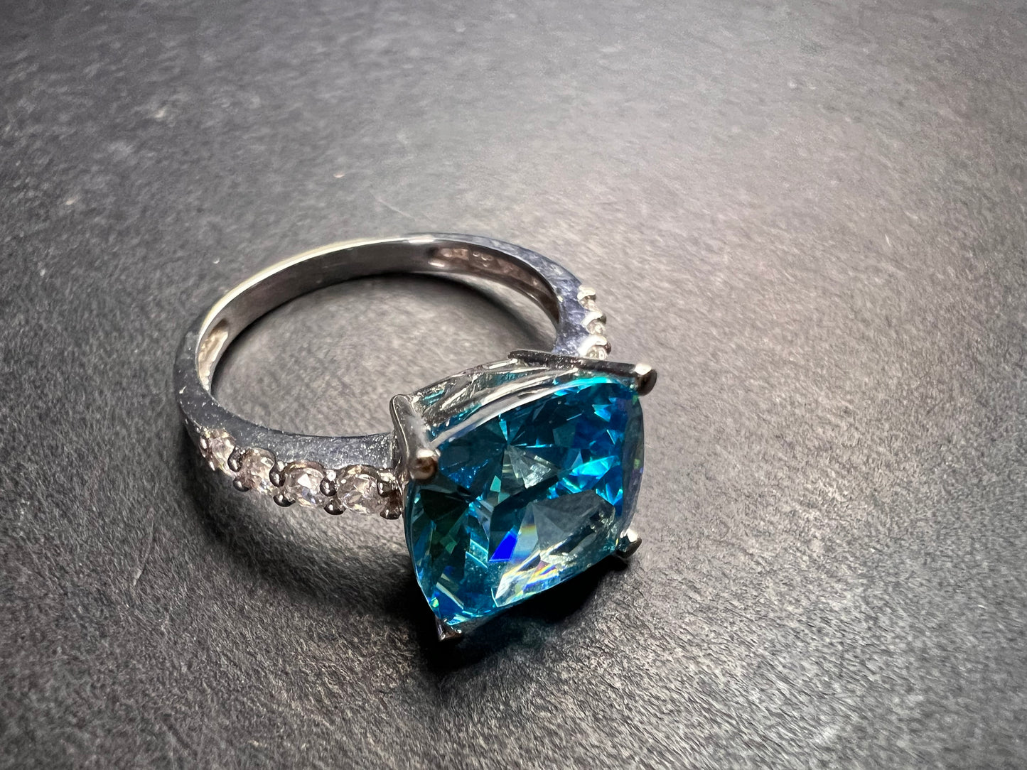 Vintage 14K White Gold Cushion Cut CZ Engagement Ring Size 7