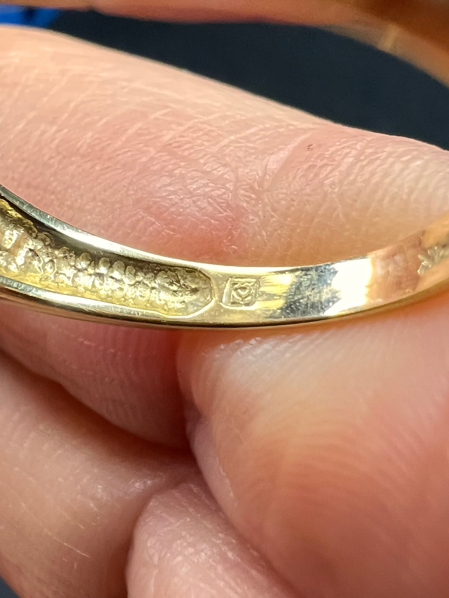 Vintage Ross-Simons 14K Yellow Gold Trillion Cut Amethyst Three-Stone Ring – Modernist Design, Size 7