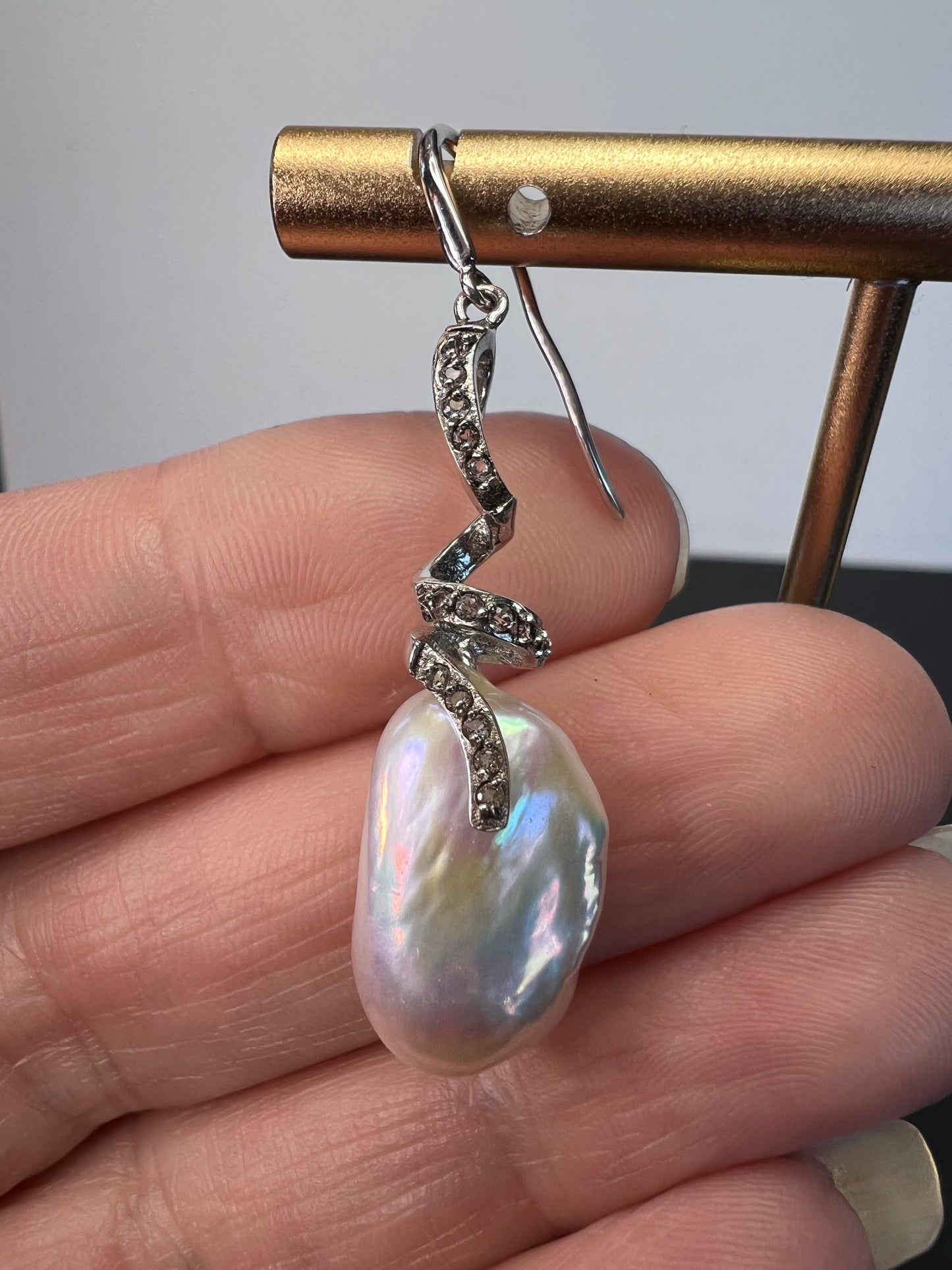 Boroque white pearl sterling silver earrings