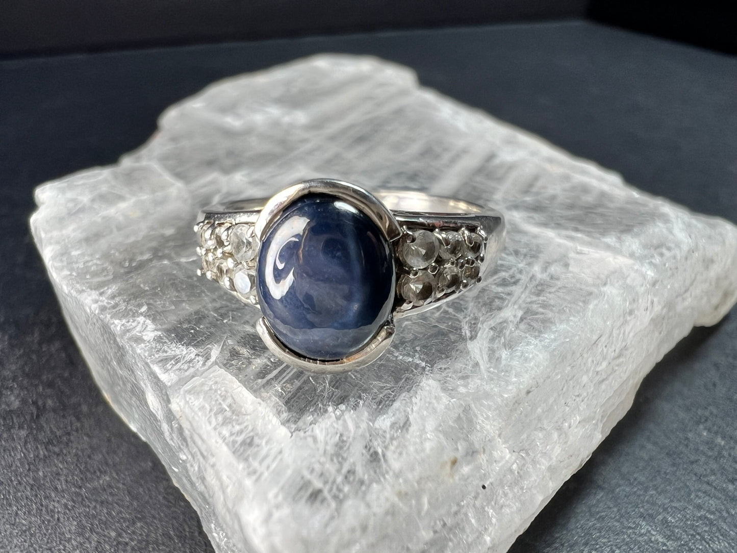Vintage Star Sapphire & White Topaz Sterling Silver Ring 8