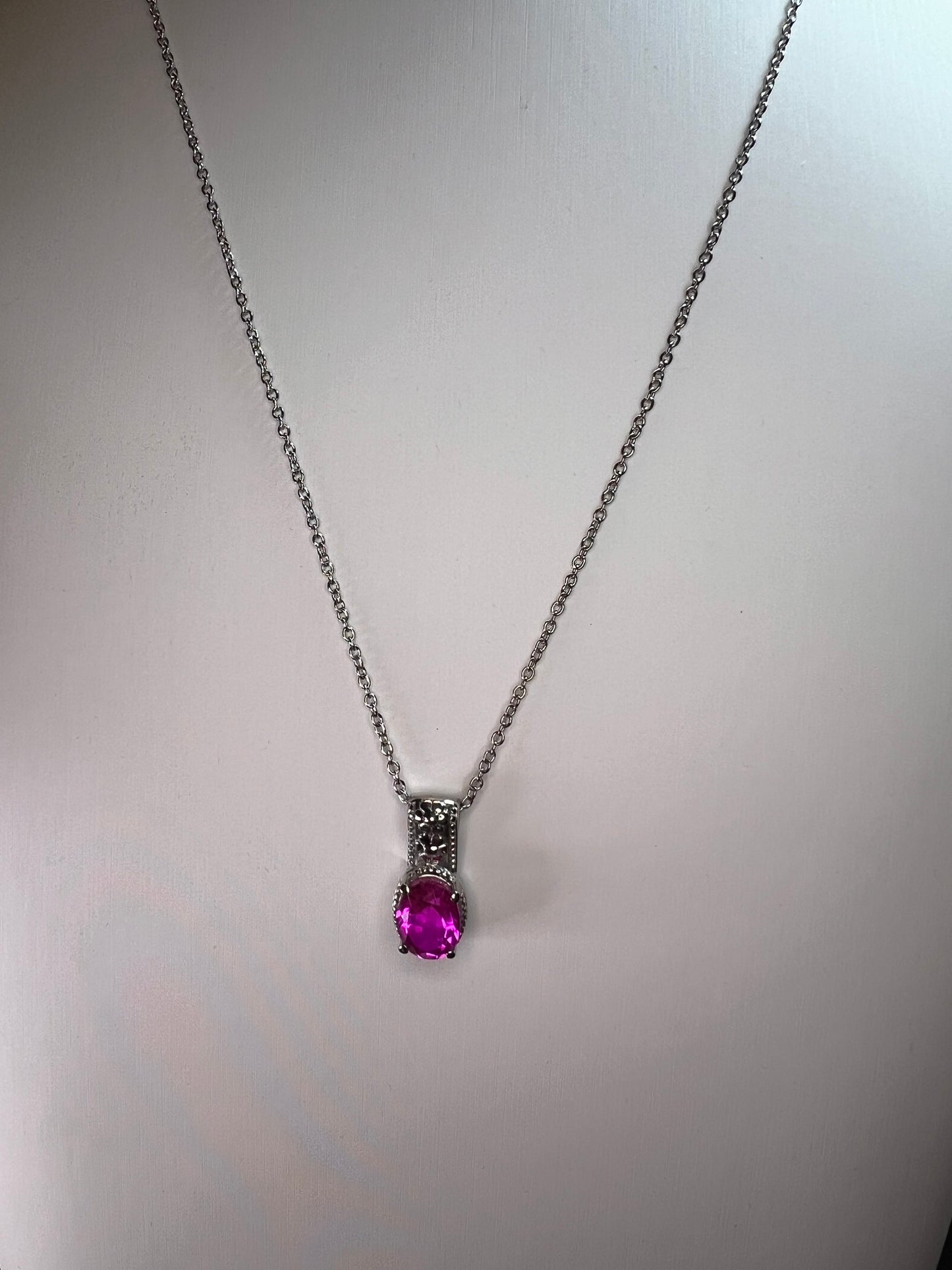 Radiant orchid quartz pendant and chain necklace in stainless steel *NEW*