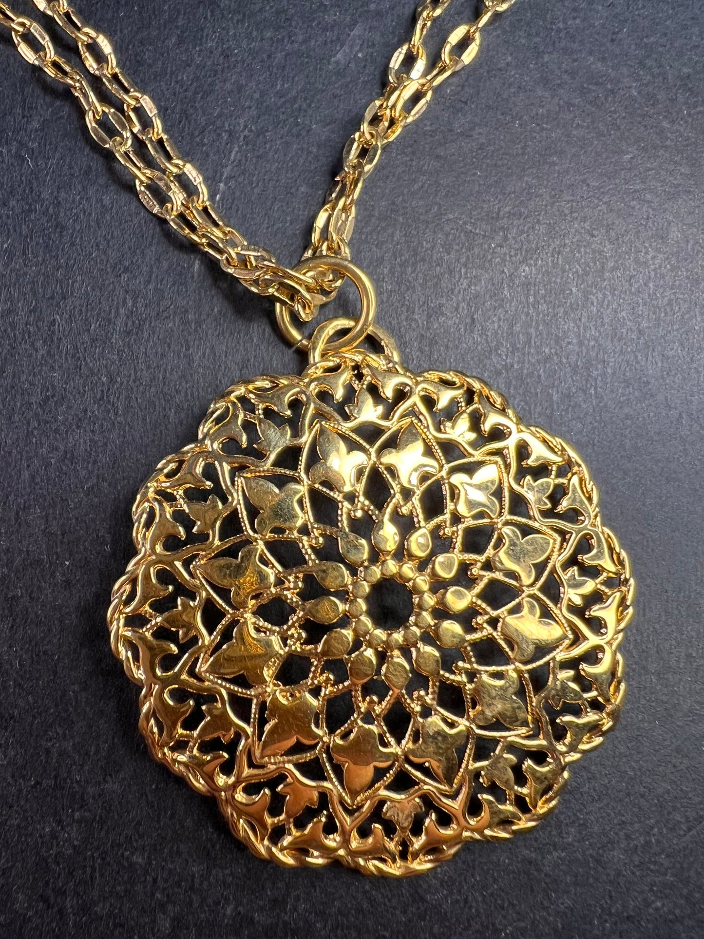 Dolce Vita Medallion Pendant Necklace 2 Strand Italy Gold Plate