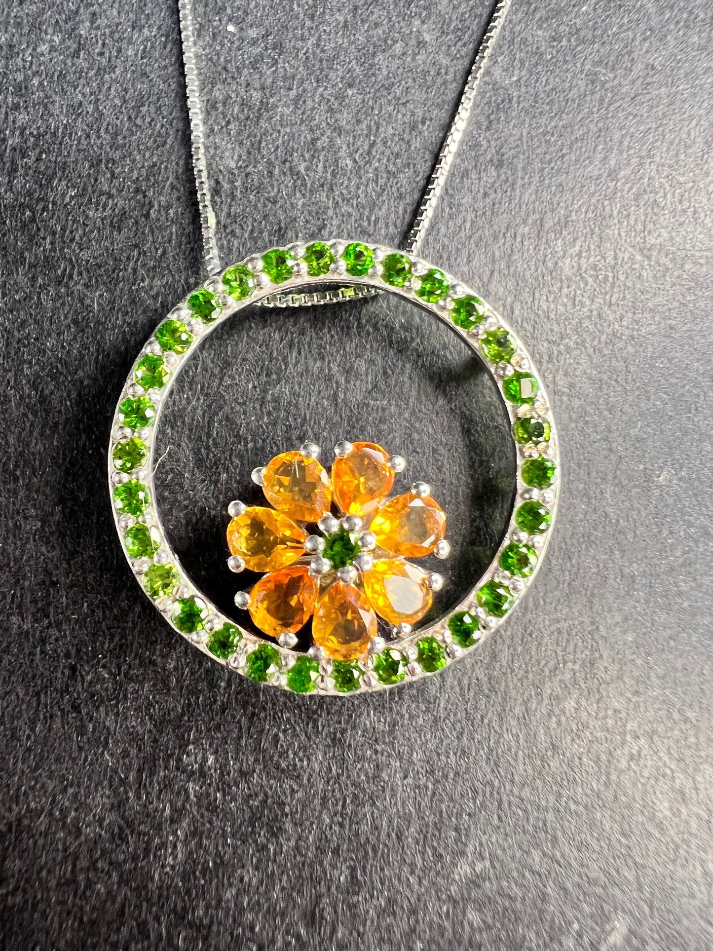 Vintage Sterling Silver Chrome Diopside & Fire Opal Circle Pendant Necklace