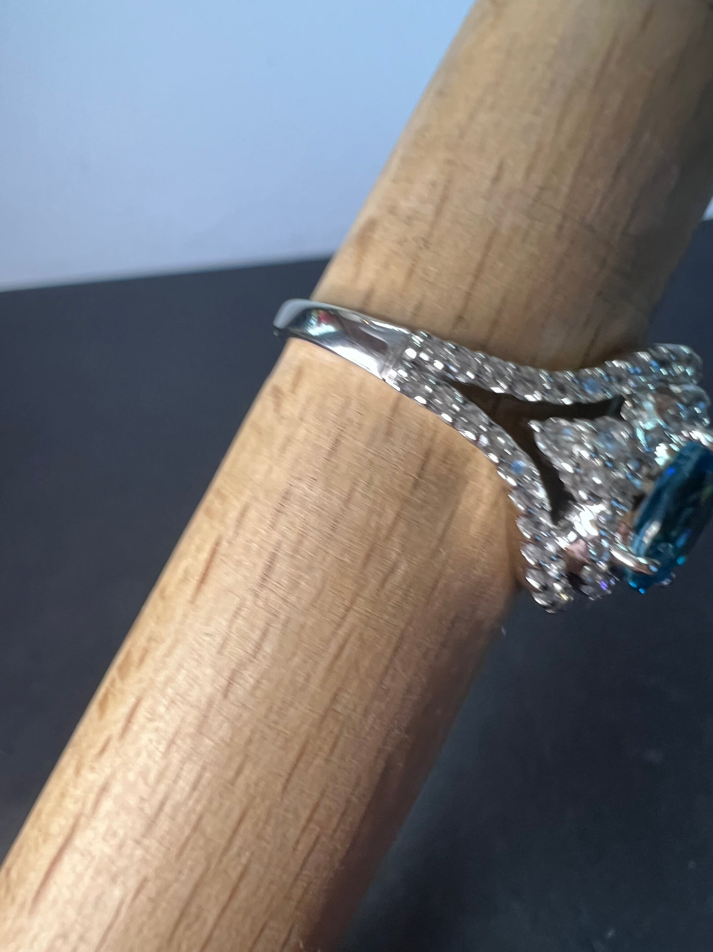 10k white gold blue topaz and white zircon double halo ring size 9