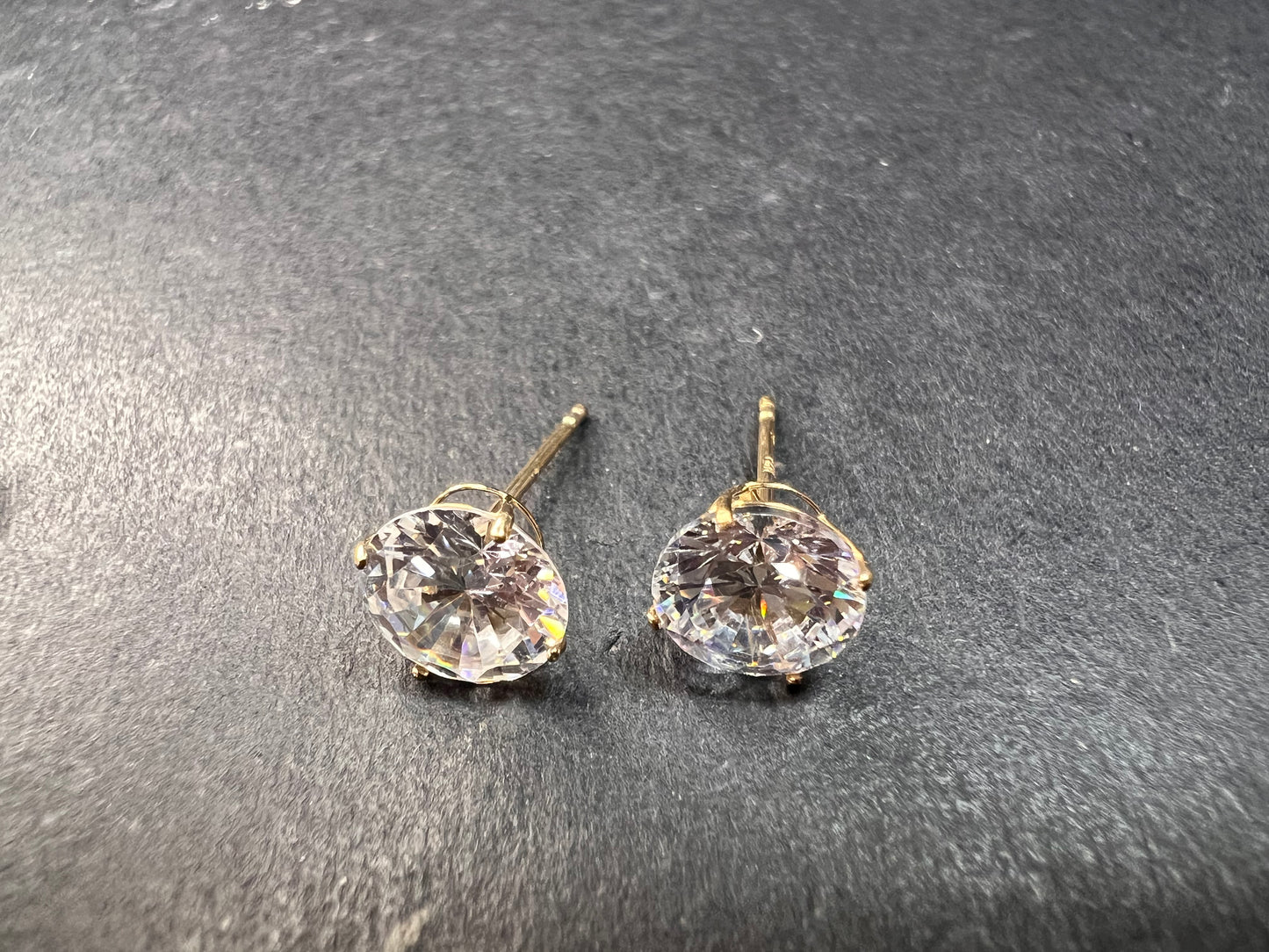 NEW 14k gold 7mm CZ stud earrings