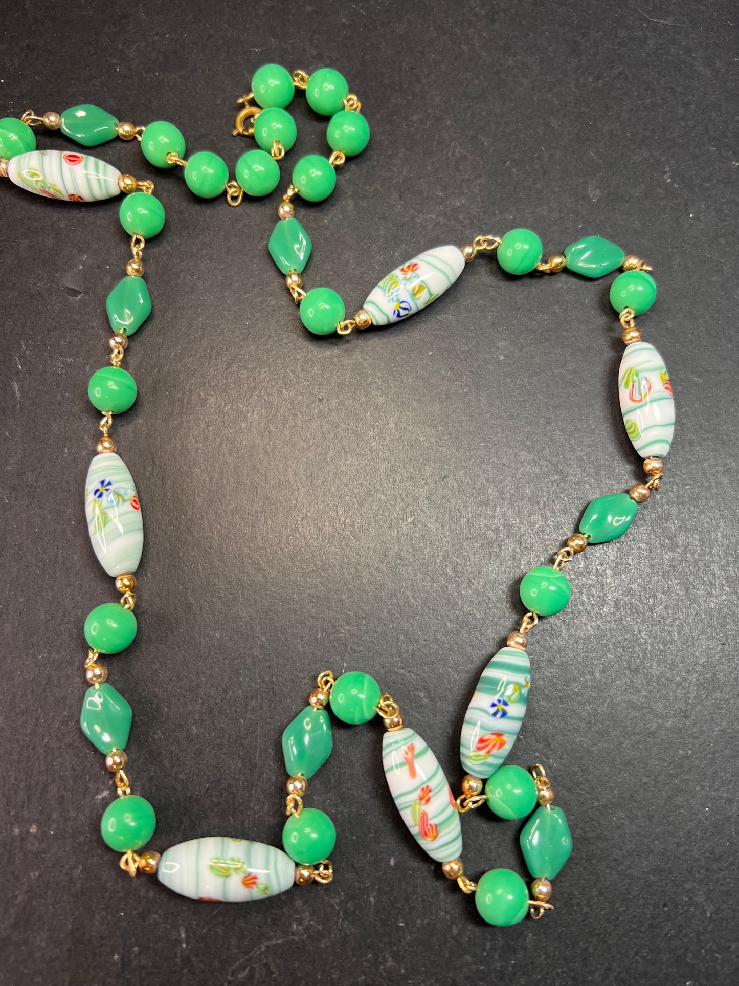 Vintage 32" Italian Murano Art Glass Green Floral Beaded Necklace