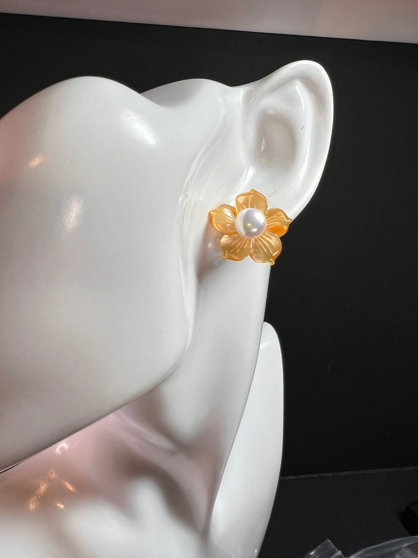 Vintage dead stock set of mother of pearl plumeria stud earrings in sterling silver