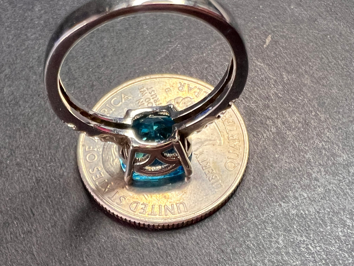 Aqua blue CZ sterling silver ring size 8