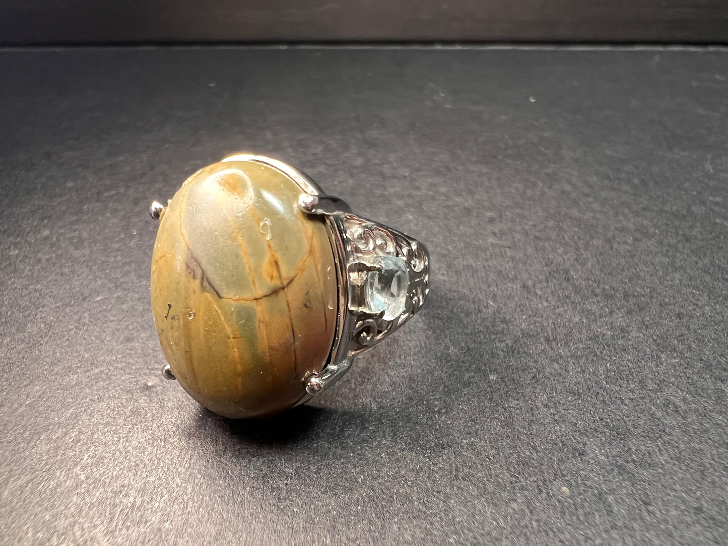 NEW Venus jasper and blue topaz stainless steel ring size 9