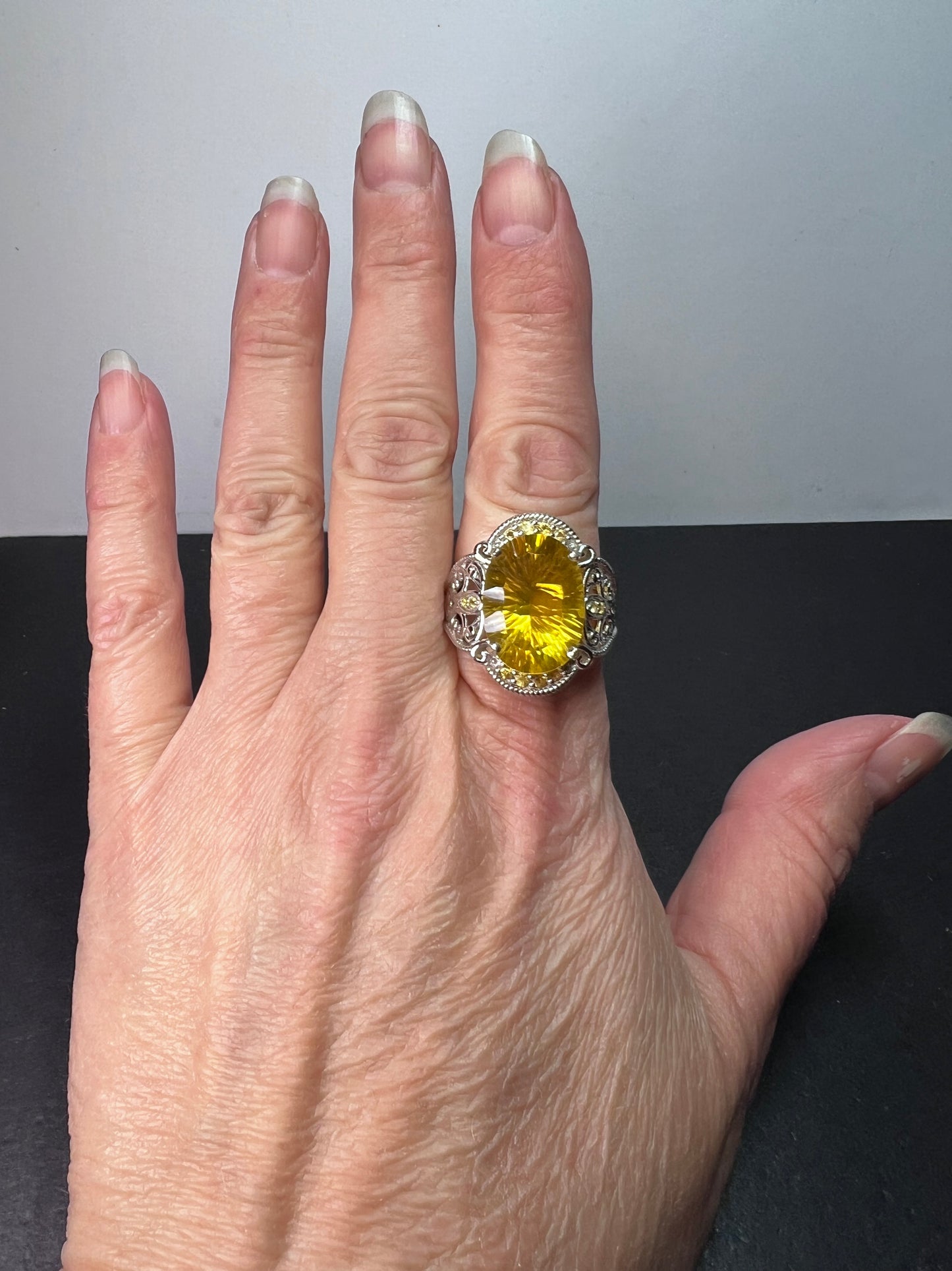 Big yellow topaz sterling silver ring size 9