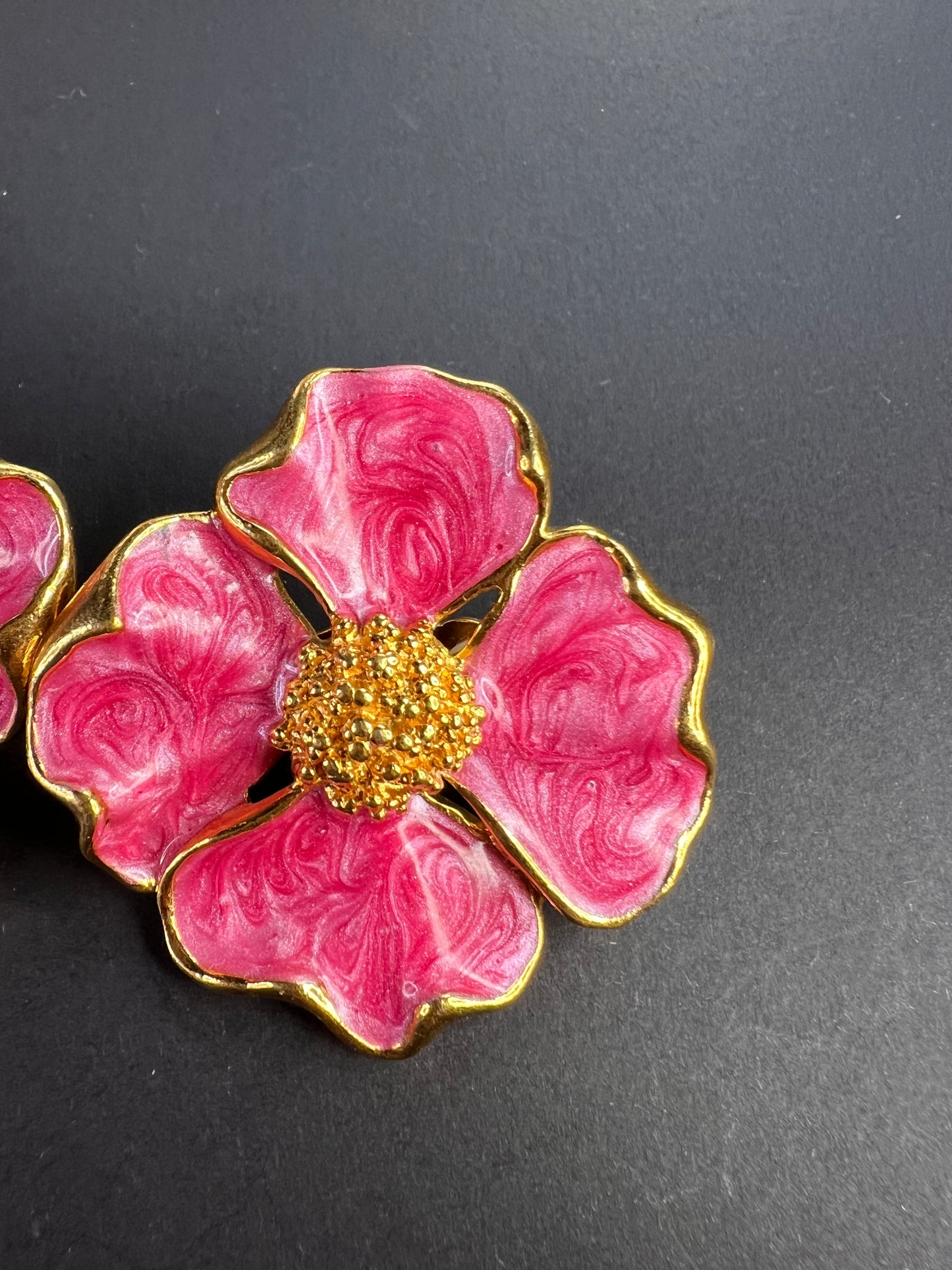 Vintage Avon Pink Dogwood Clip On Earrings Gold Tone Enamel Floral