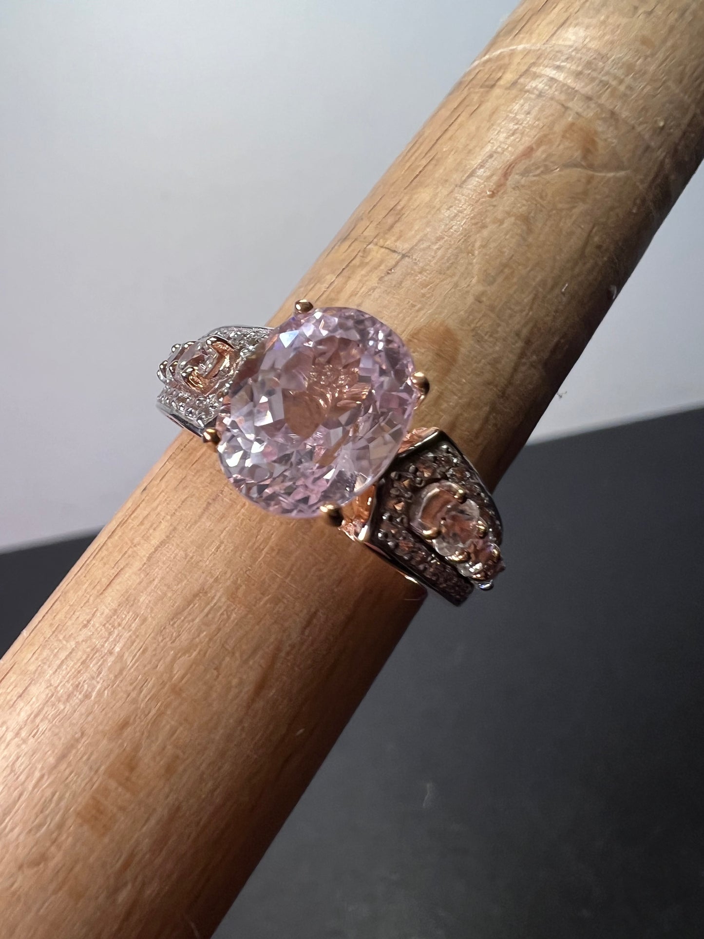 Kunzite and white topaz 18k rose gold over sterling silver ring size 9