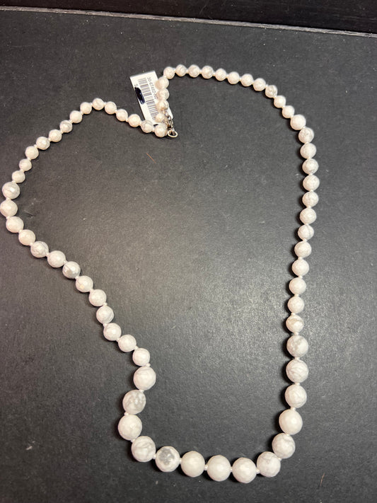 NEW howlite graduated knotted necklace with sterling silver clasp