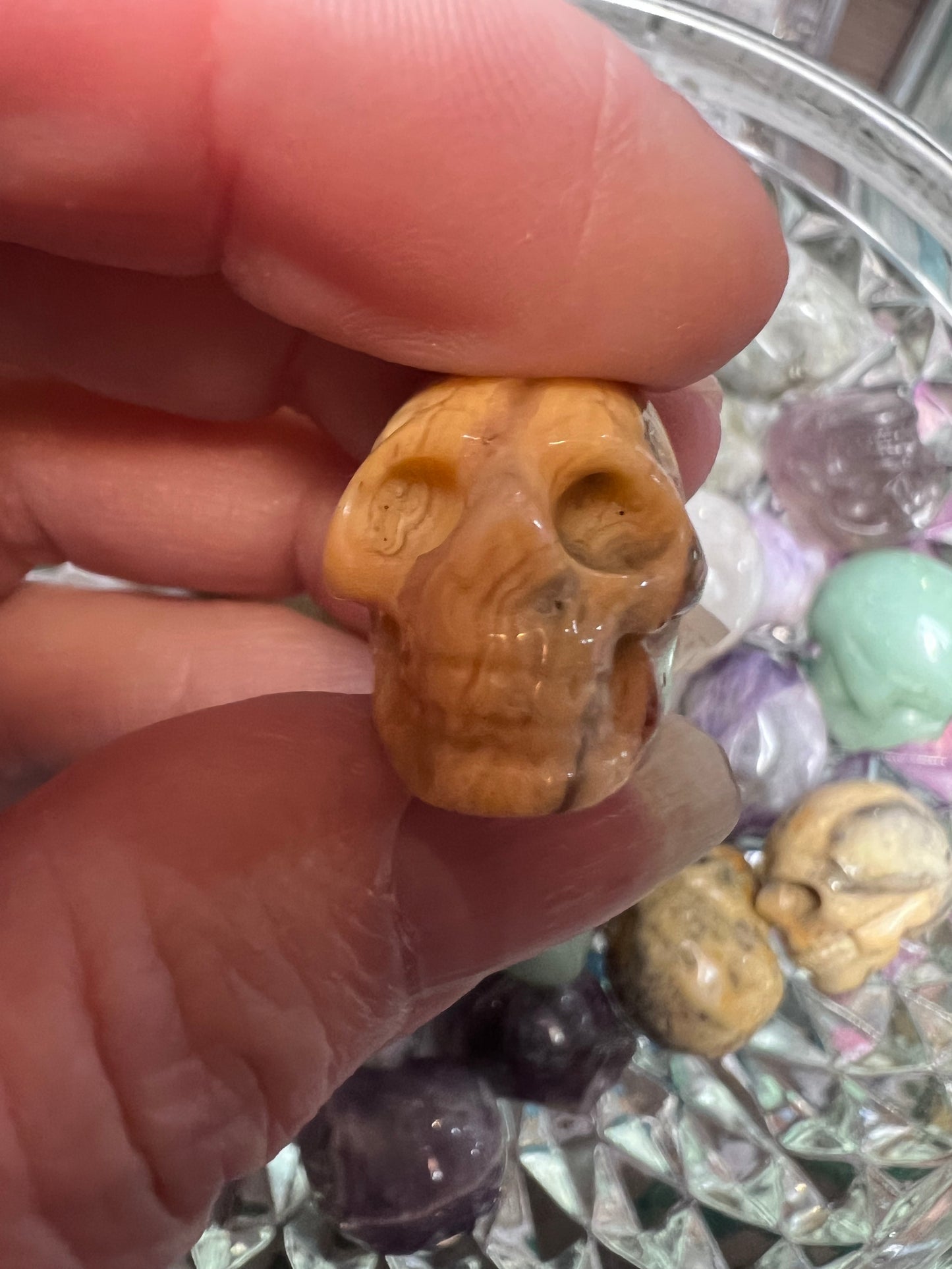 Mini crystal skulls