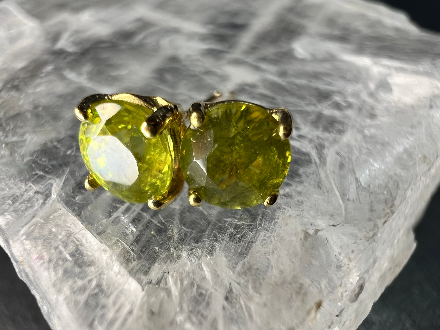 Rare Sphene Titanite Stud Earrings in 14k Yellow Gold