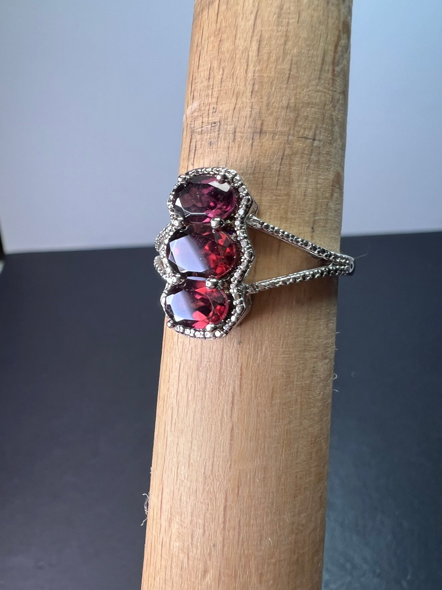 Red zircon 3 stone sterling silver ring size 9