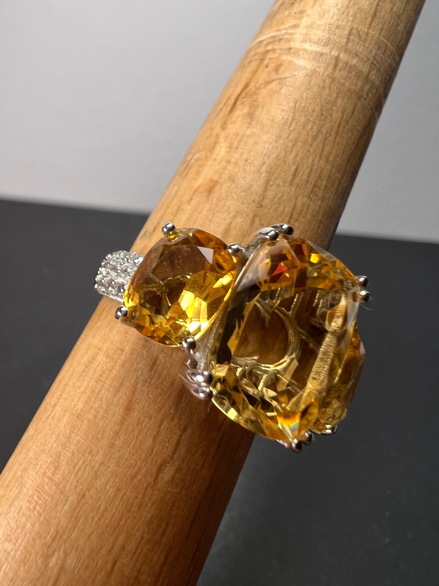 Brand new Brazilian citrine and white zircon 10.20 trilogy ring in platinum over sterling silver size 9