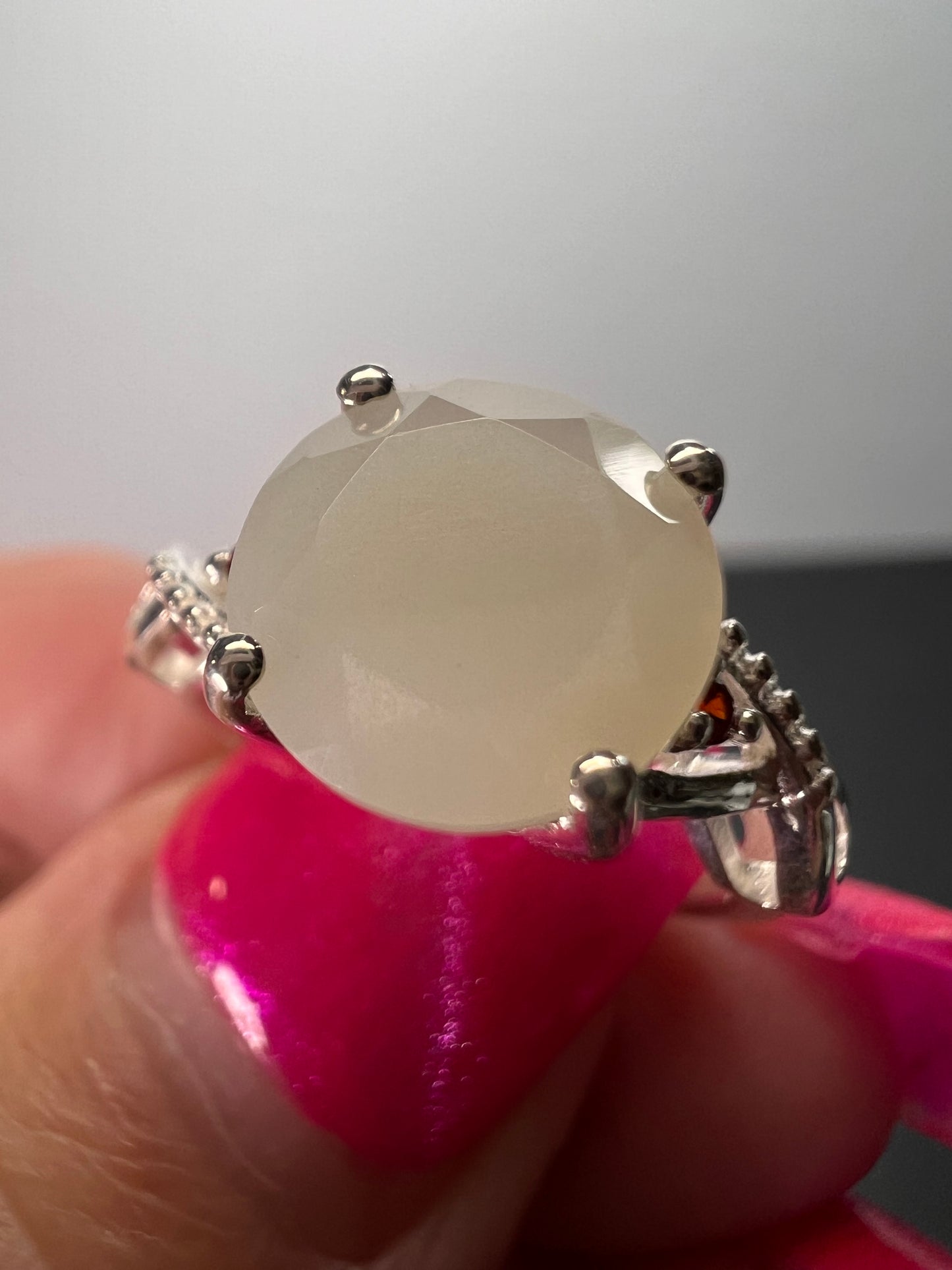 Silver moonstone ring in sterling silver size 6