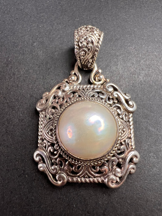 Sarda white mabe pearl Bali sterling silver ornate pendant