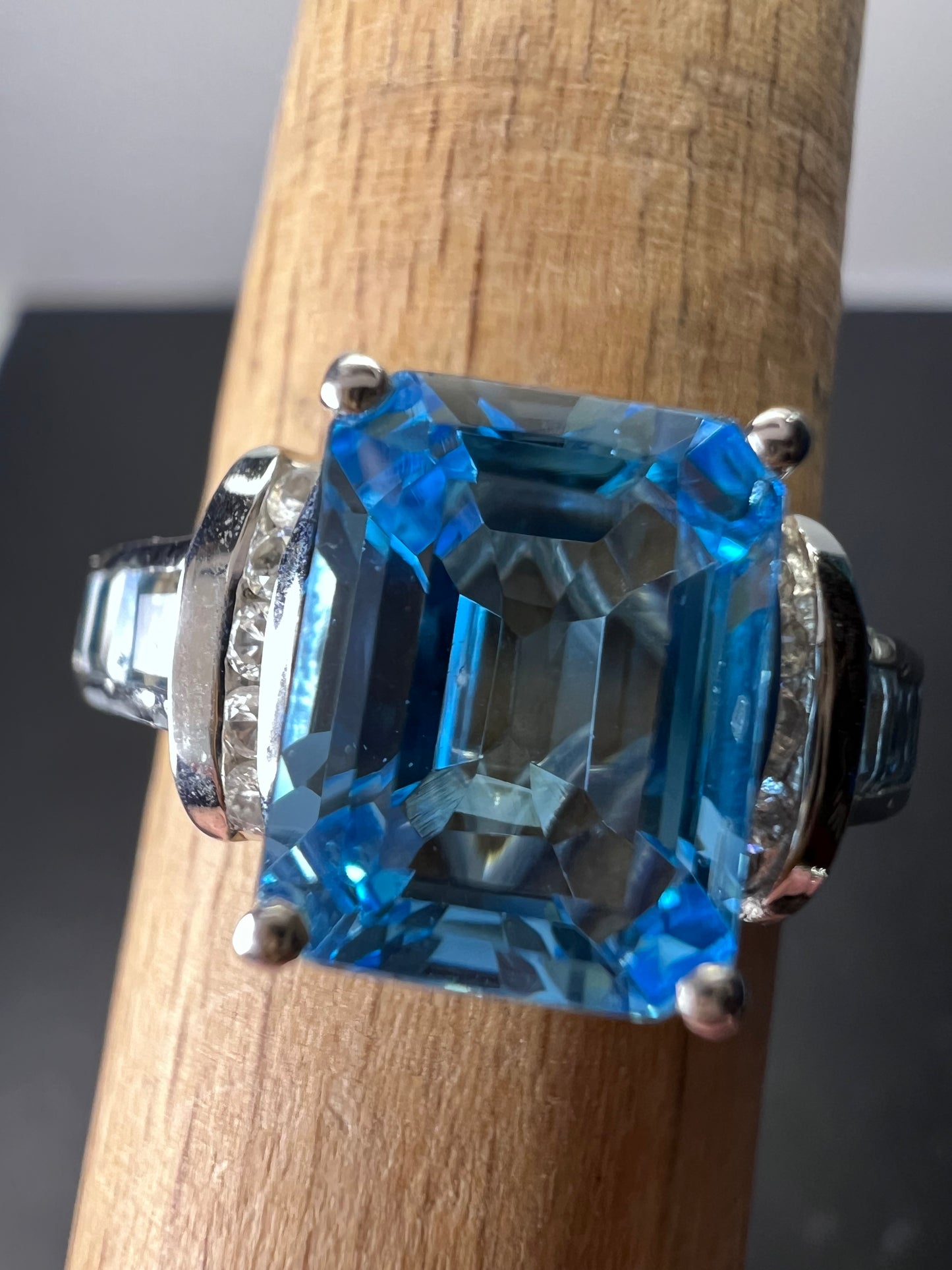 Blue and white topaz sterling silver ring size 9