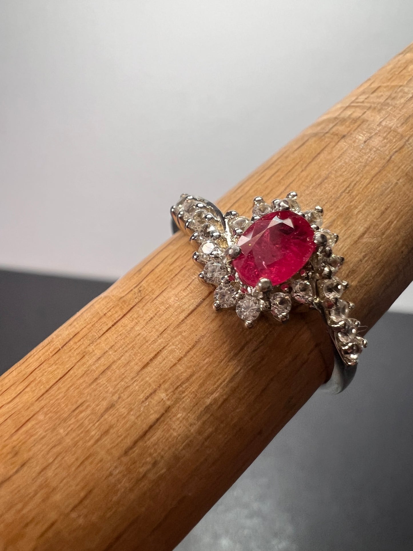 Mozambique ruby and zircon sunburst ring in platinum over sterling silver size 8 *NEW*