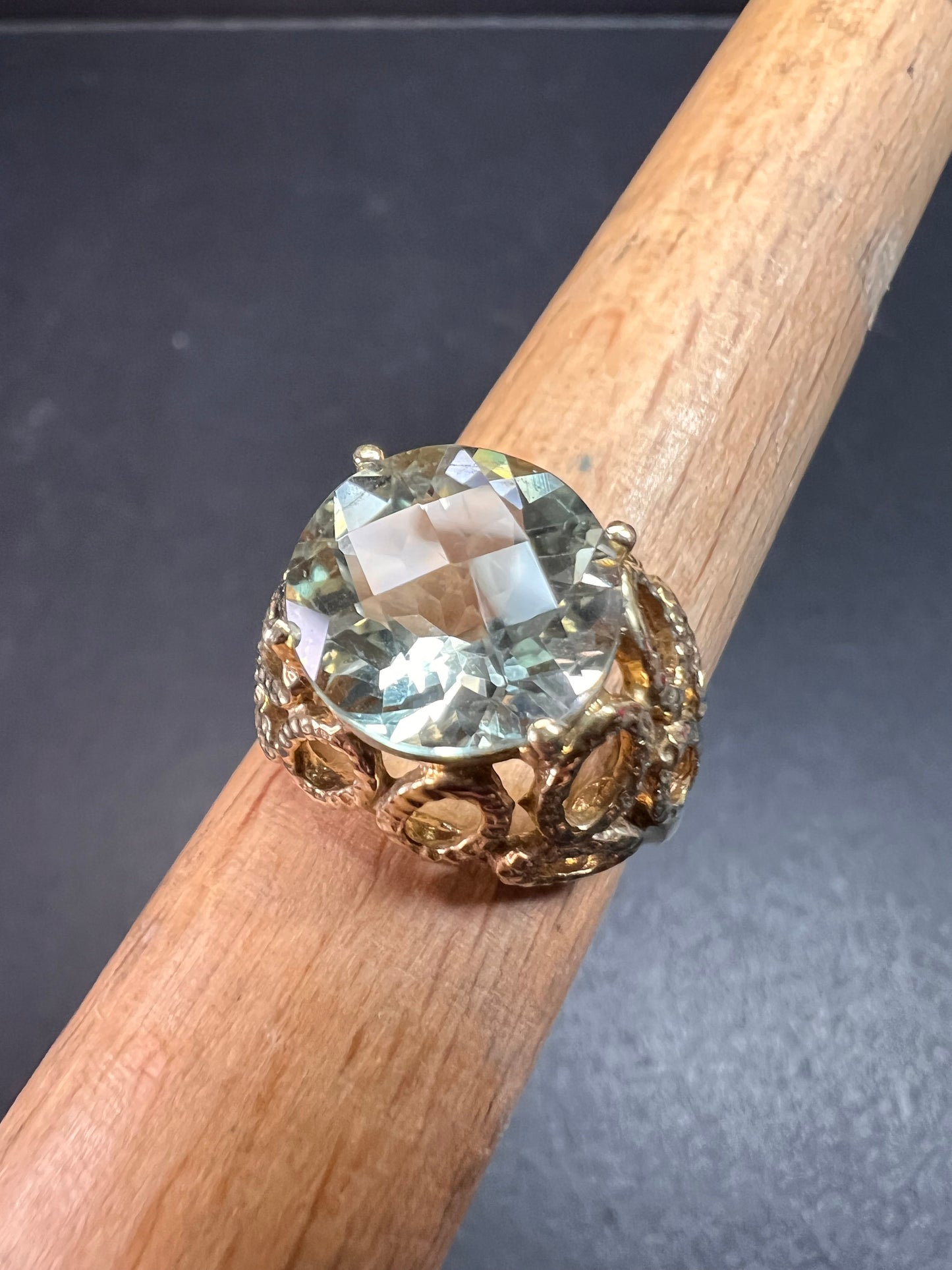 Vintage 10K Yellow Gold Prasiolite (Green Amethyst) Filigree Statement Ring Size 7