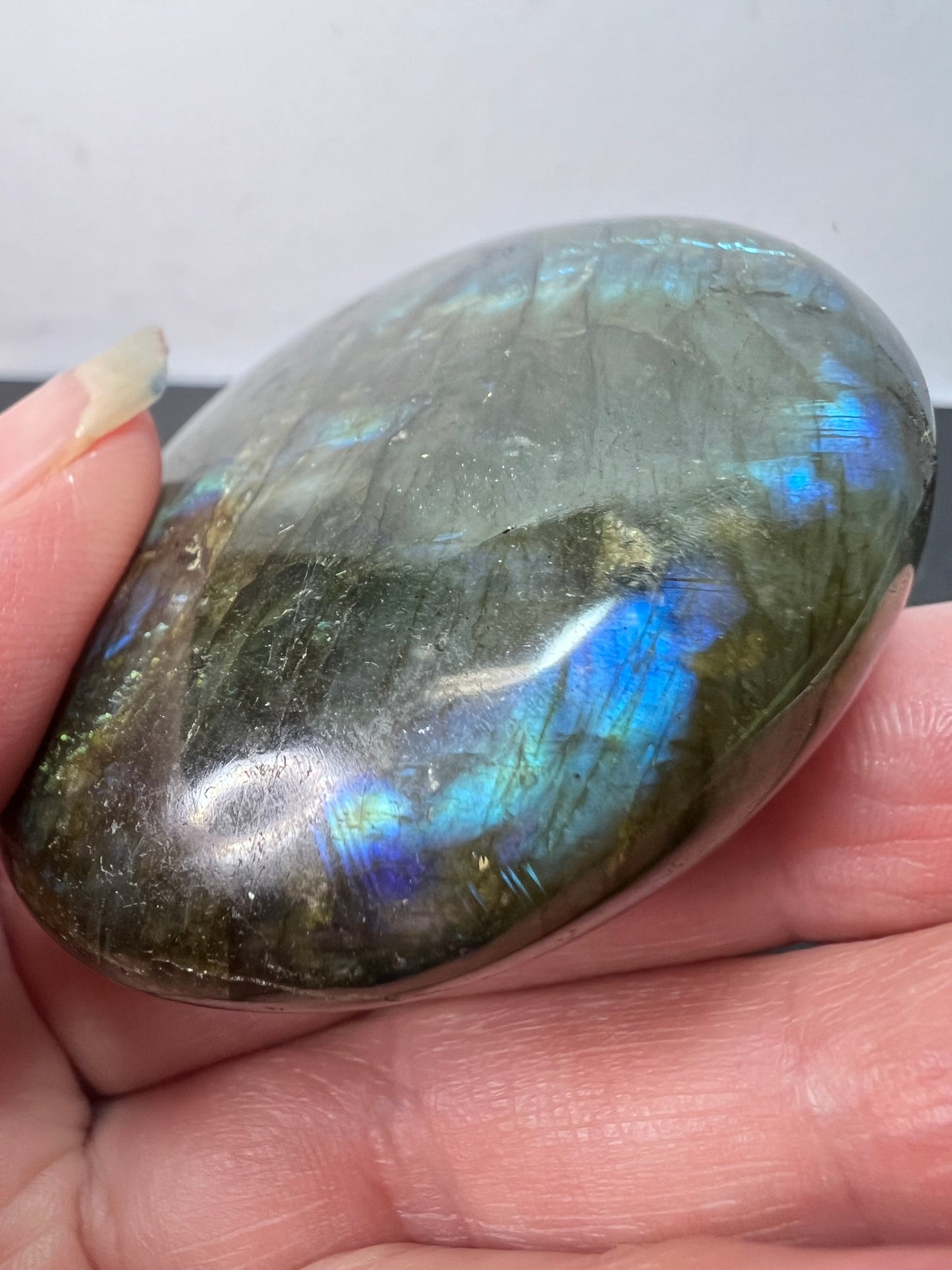 Labradorite palm stone