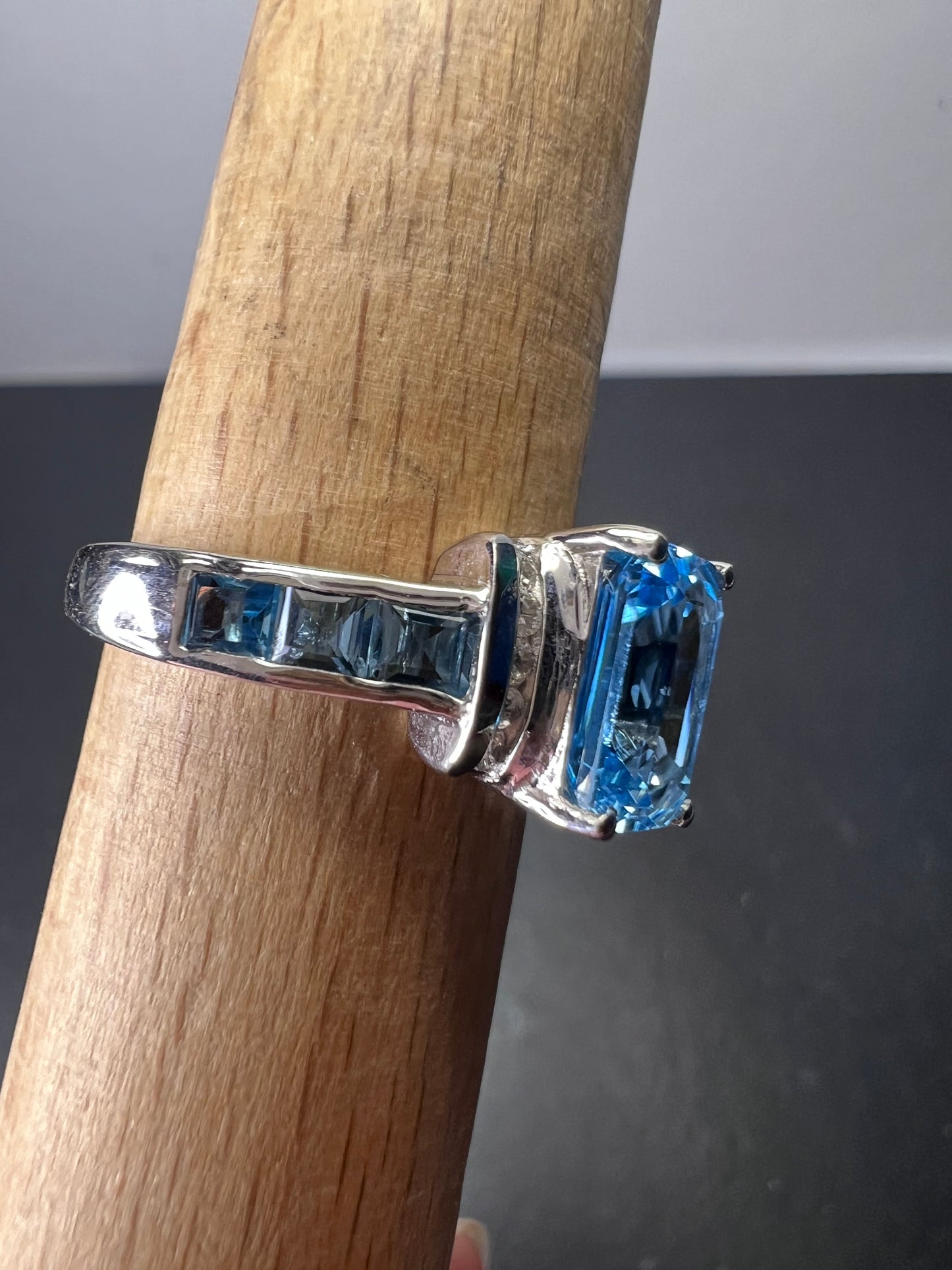 Blue and white topaz sterling silver ring size 9