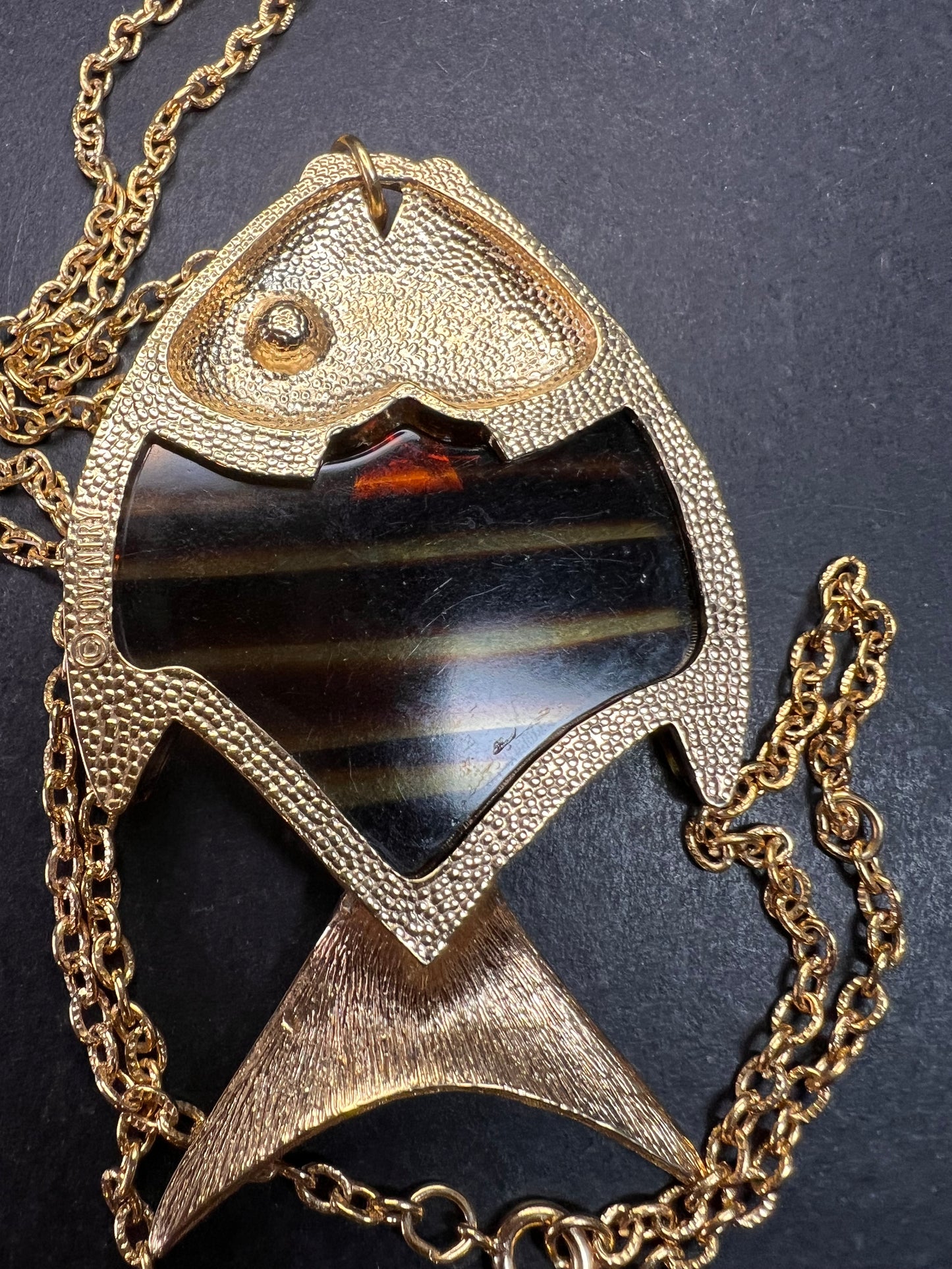 Vintage Sarah Coventry Fish Pendant Necklace 24” Gold Tone Lucite Pearl