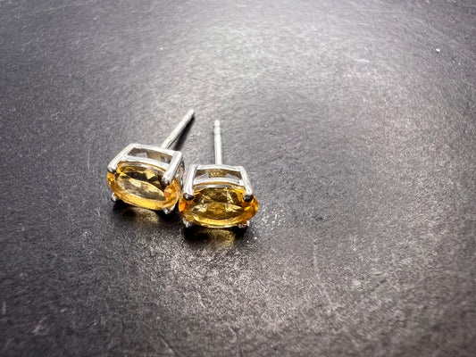 Brazilian citrine platinum over sterling silver solitaire stud earrings *NEW*