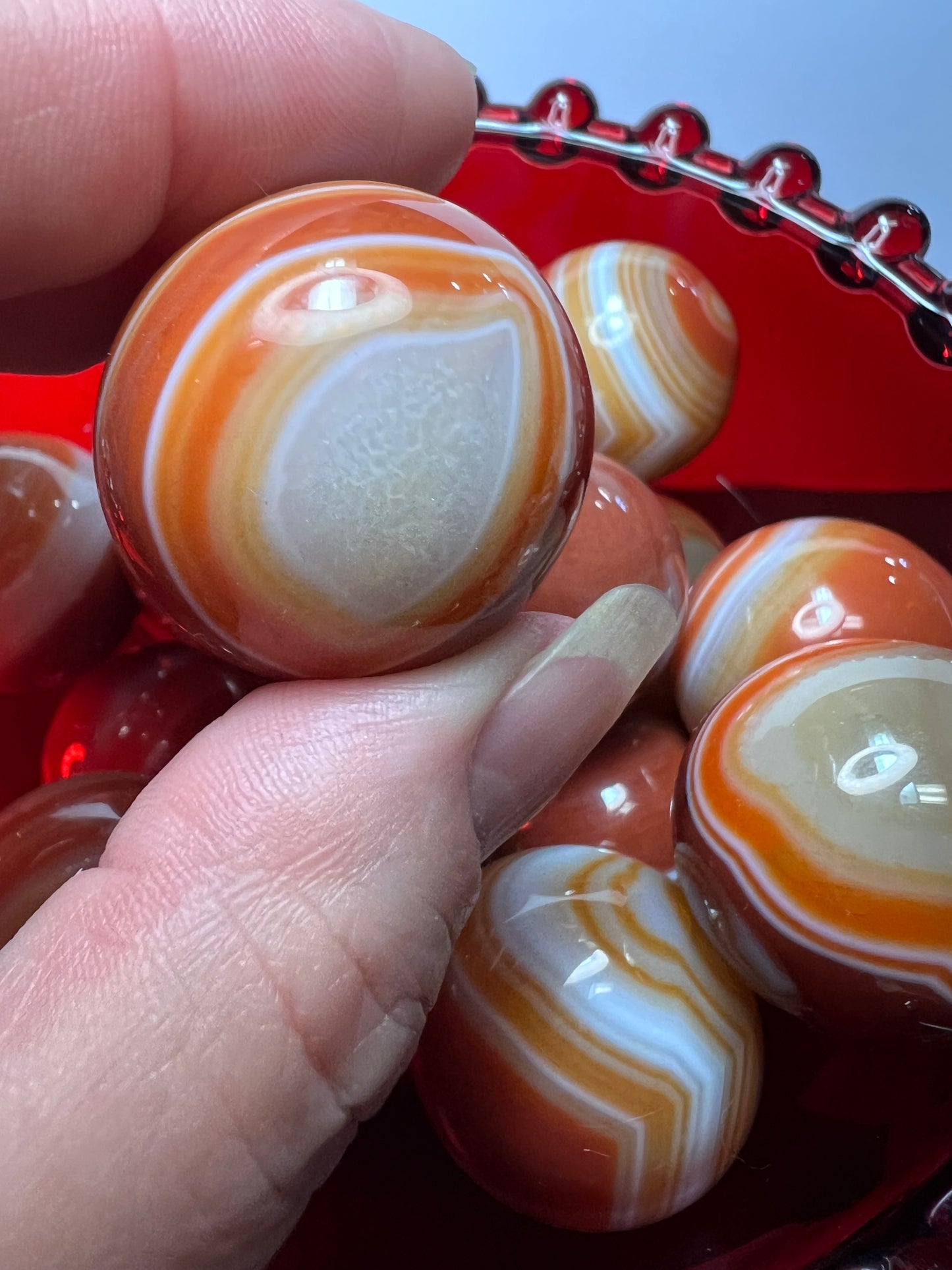 Banded carnelian small spheres