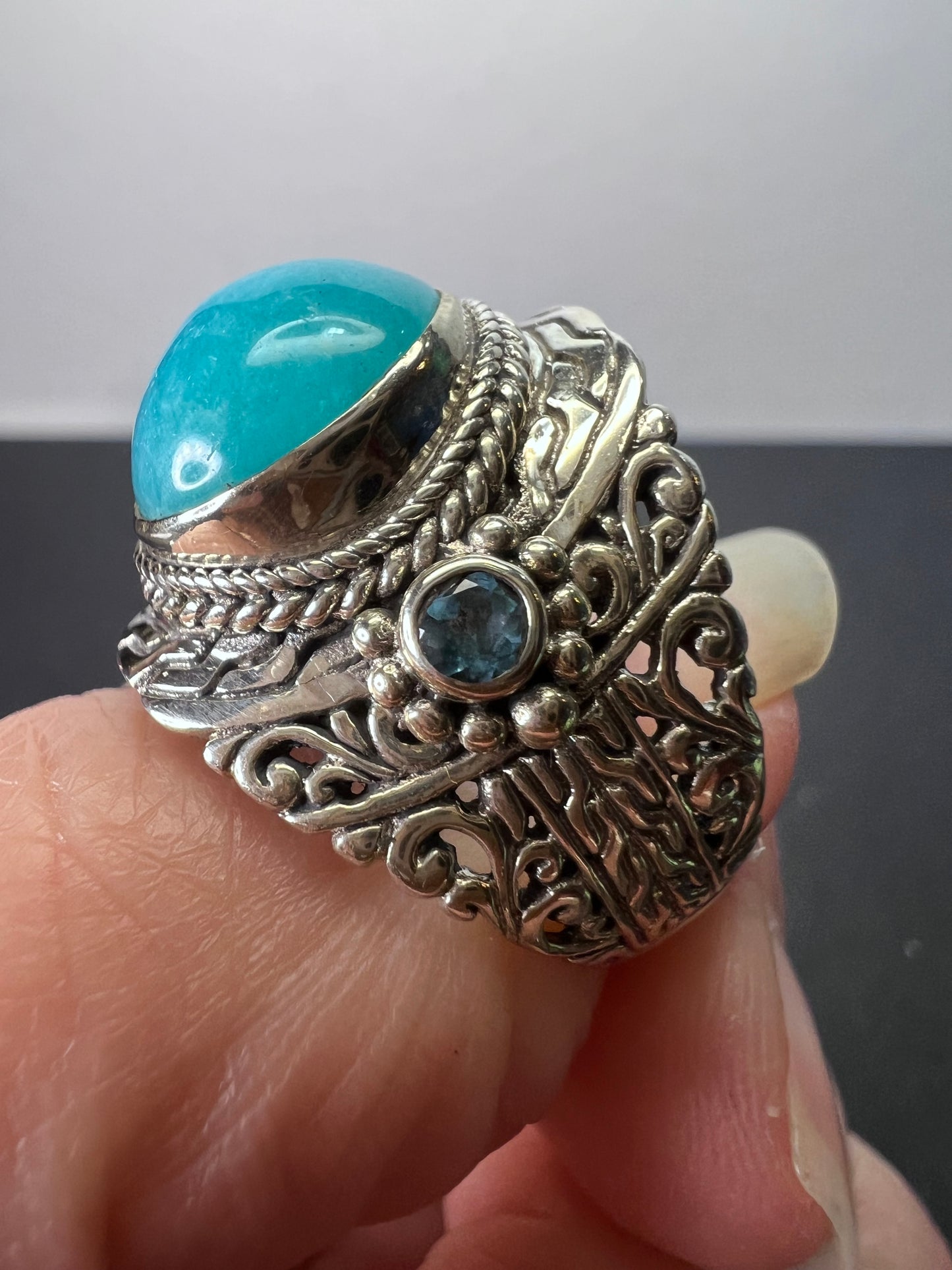 Sarda Peruvian amazonite and London blue topaz sterling silver statement ring size 9